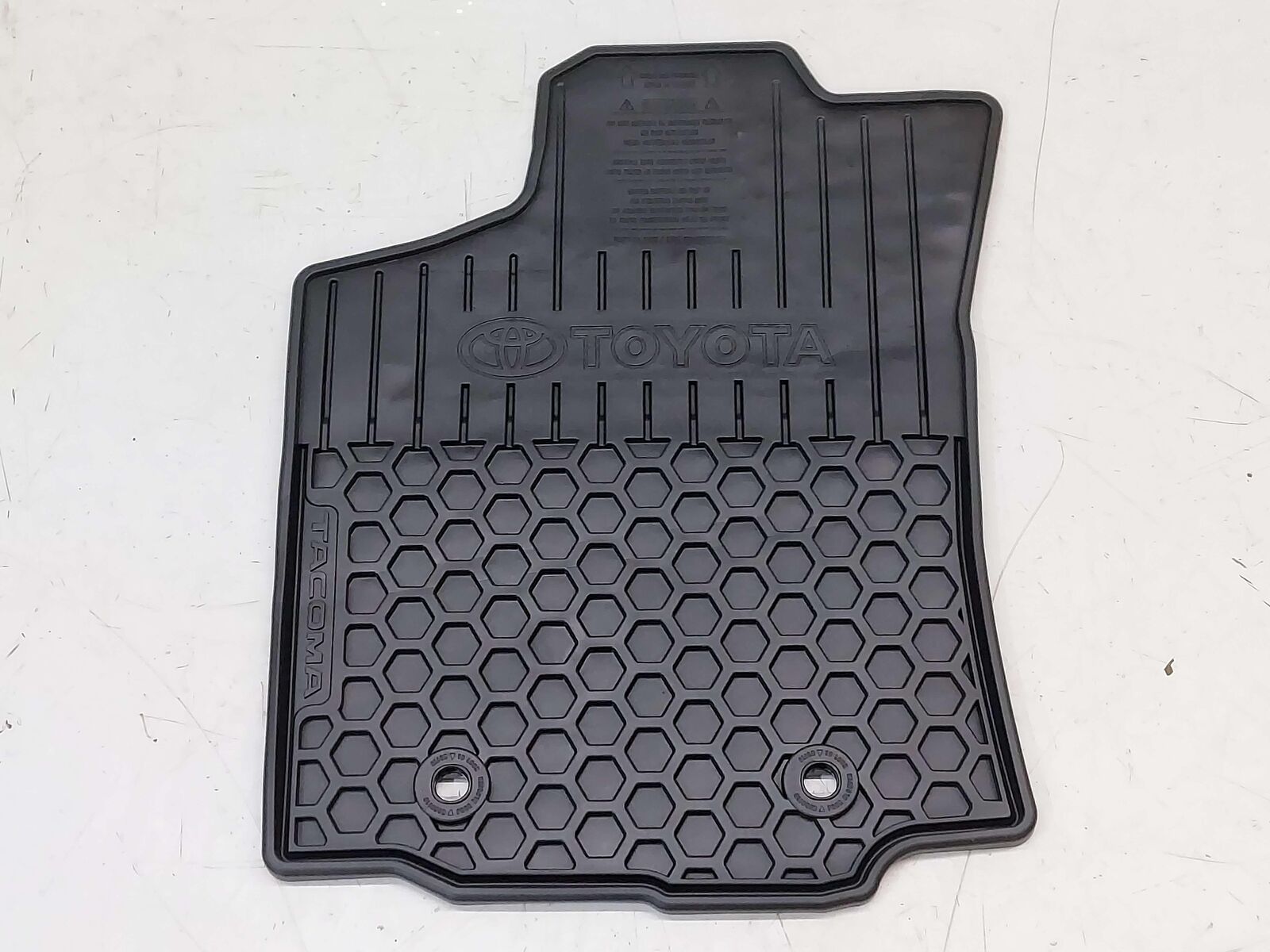 2018 TOYOTA TACOMA FLOOR MAT BLACK RUBBER OEM CREW CAB PU320-3518A-R2 NEW IN BAG