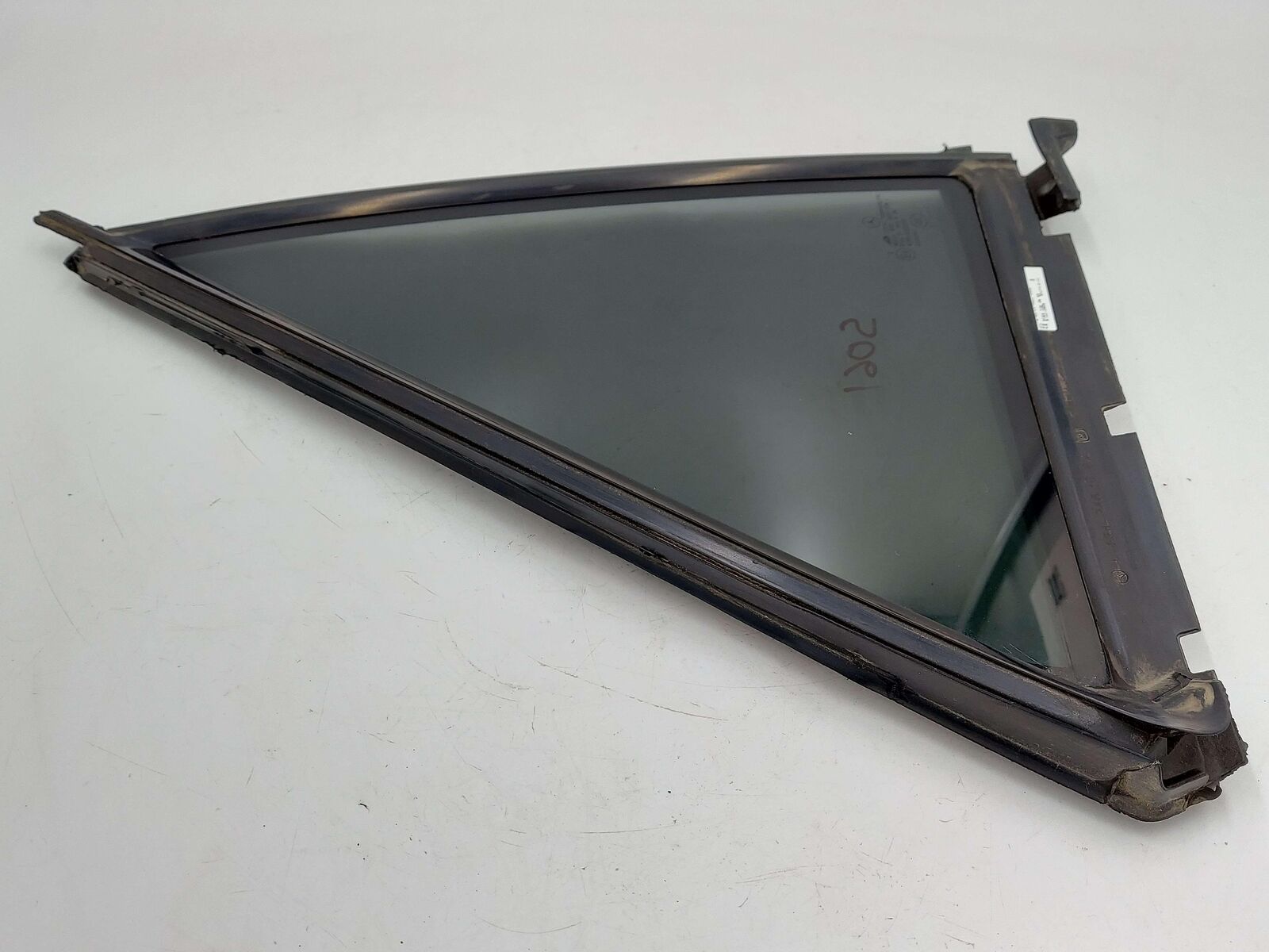 06-11 MERCEDES ML63 AMG W164 REAR RIGHT VENT GLASS WINDOW A1647302655 1647351024