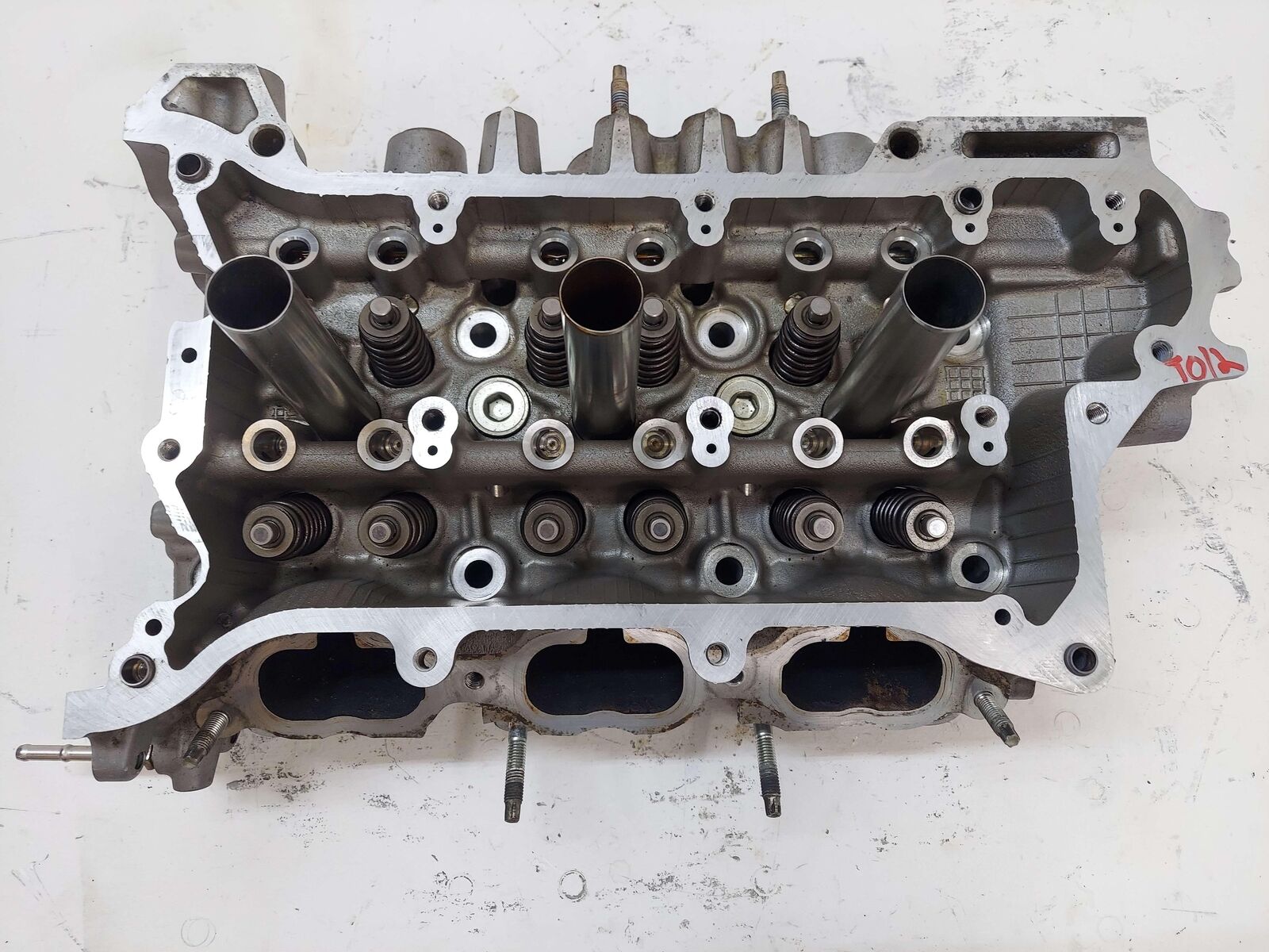 16-22 TOYOTA TACOMA 3.5L RH RIGHT ENGINE MOTOR CYLINDER HEAD 1110180001