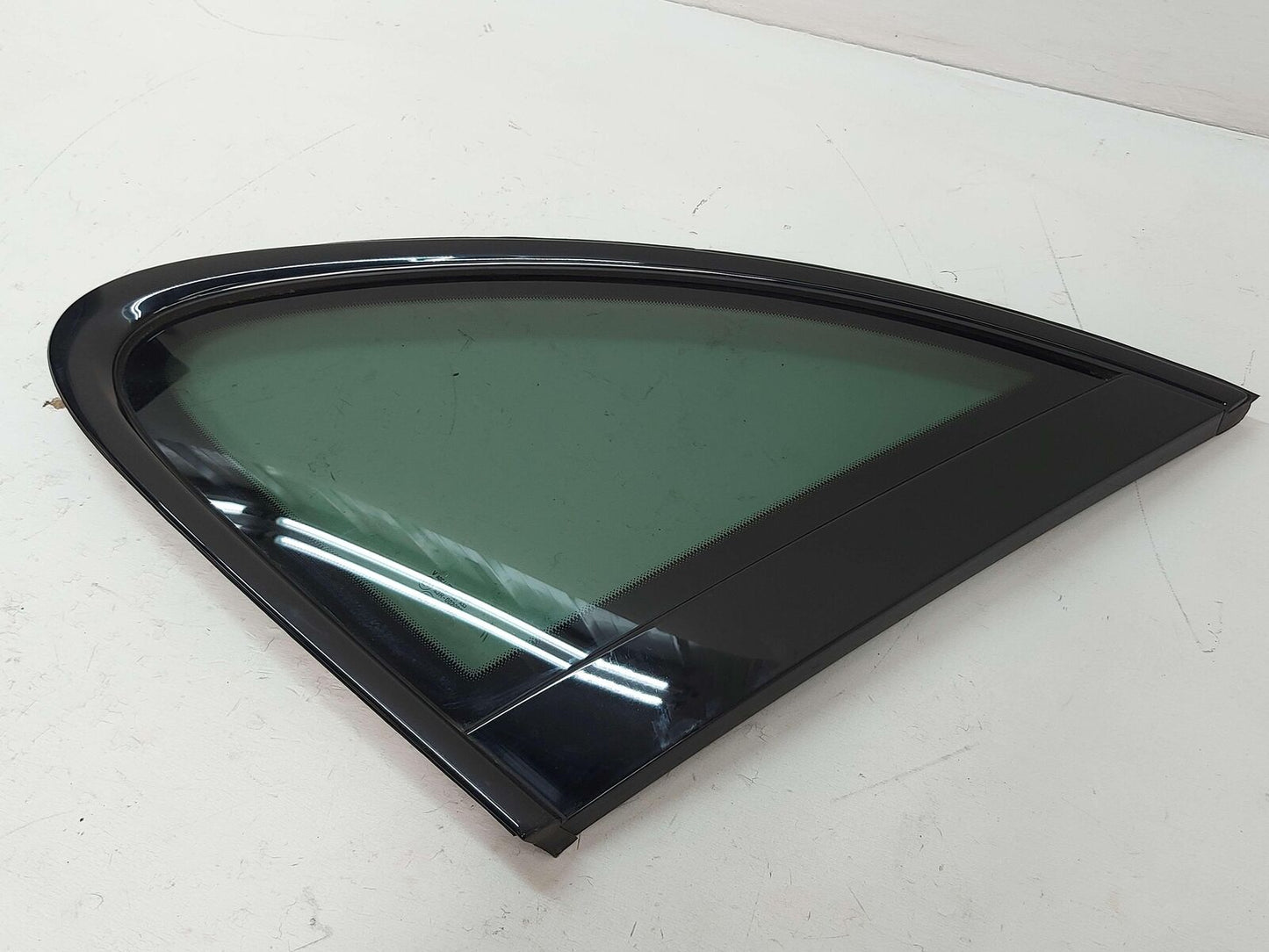 11-18 PORSCHE CAYENNE 958 S E-HYBRID RIGHT QUARTER WINDOW GLASS 7P5845298