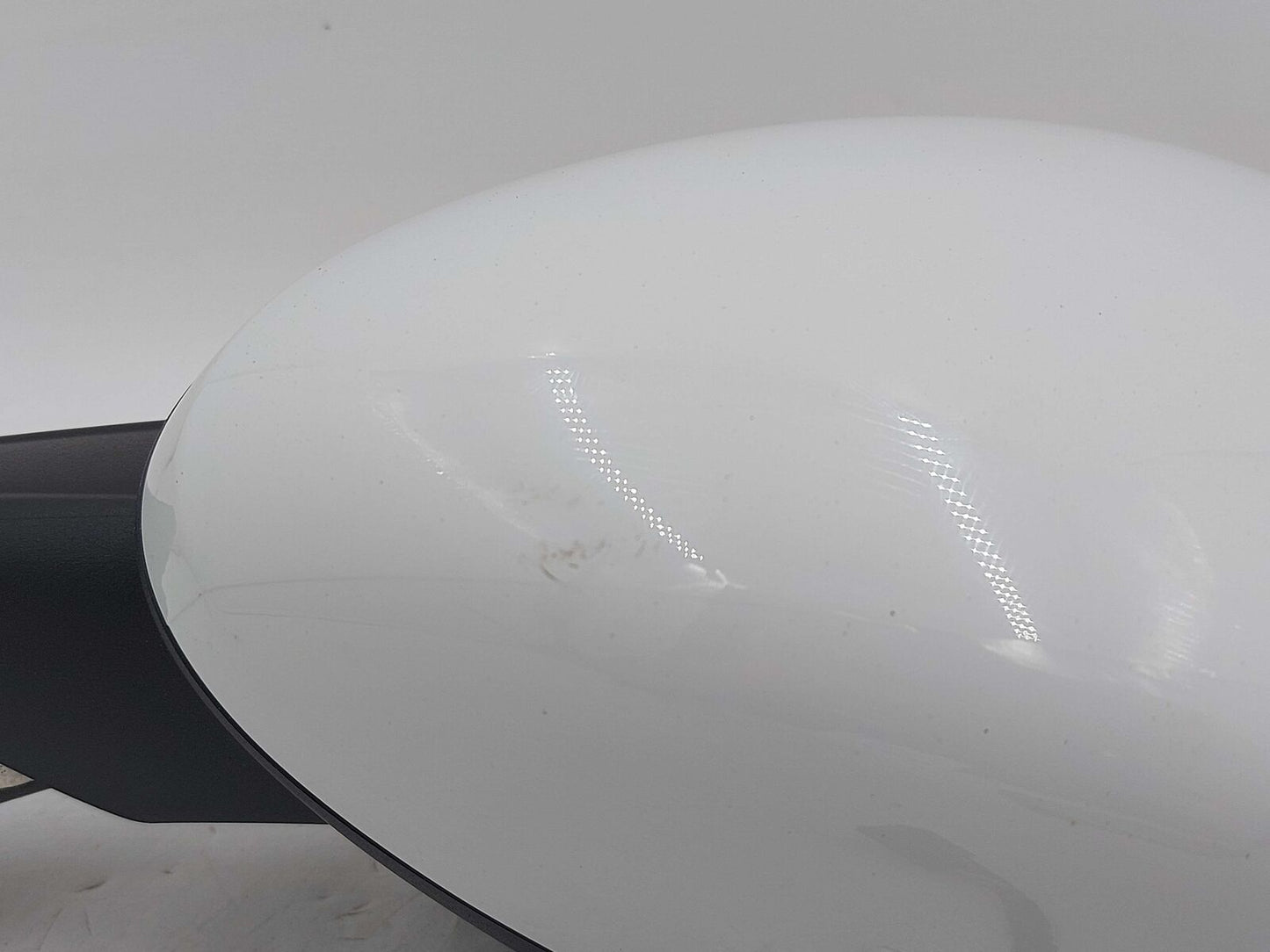 15-19 PORSCHE MACAN 95B S RIGHT DOOR MIRROR PURE WHITE LC9A *NOTE