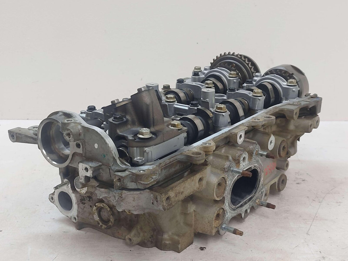 16-22 TOYOTA TACOMA 3.5L RH RIGHT VACUUM PUMP STYLE ENGINE CYLINDER HEAD 2GRFKS