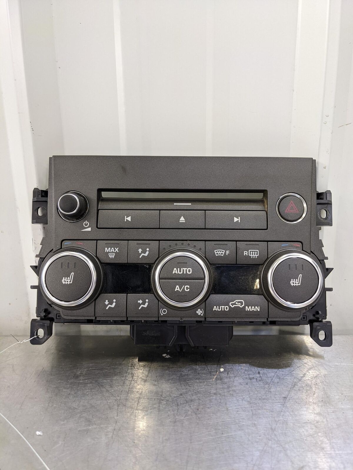 14 15 RANGE ROVER EVOQUE A/C AC HEATER RADIO BEZEL CLIMATE CONTROL EJ3214C239HB