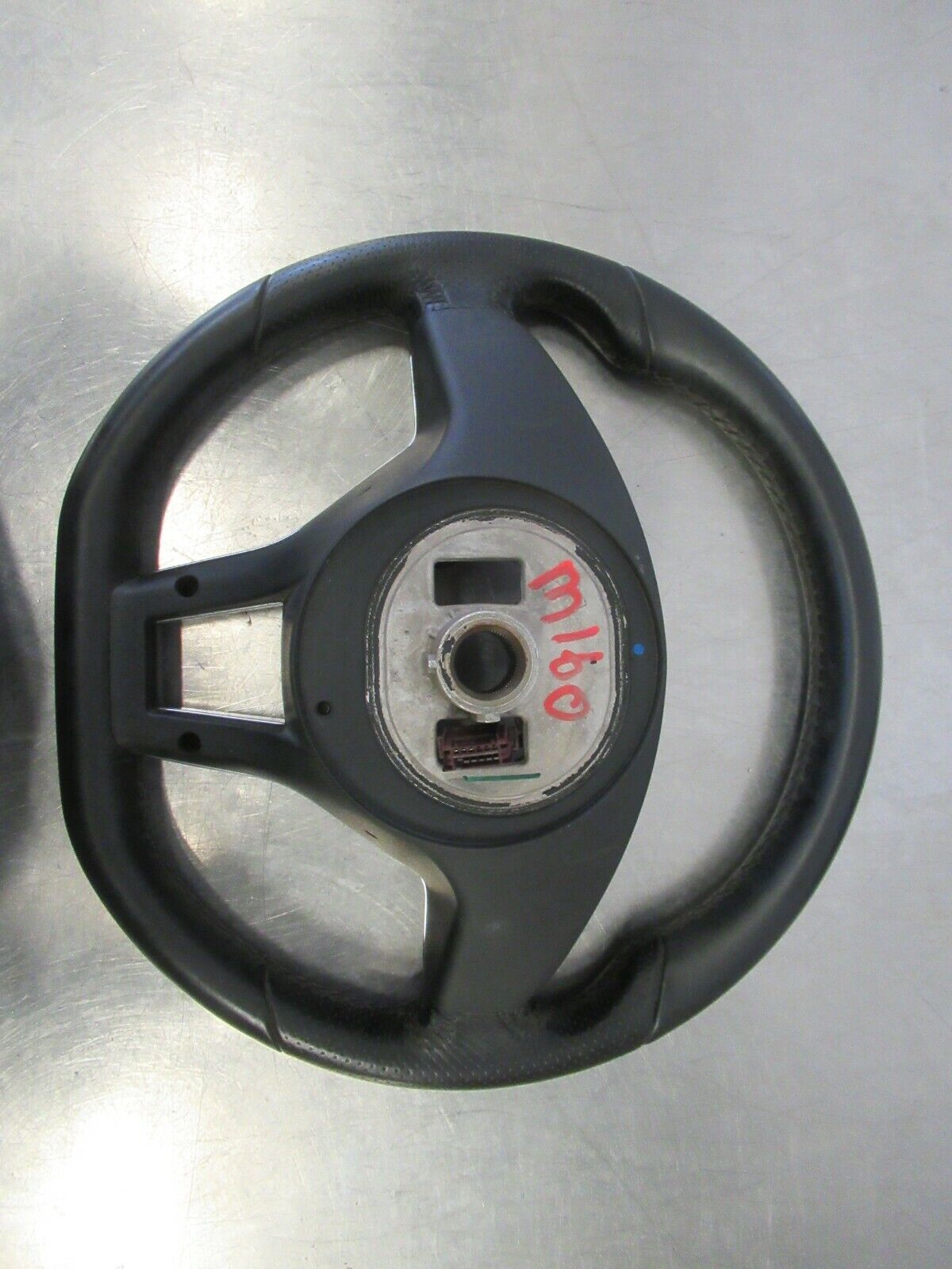 M160 2012 MERCEDES C350 STEERING WHEEL