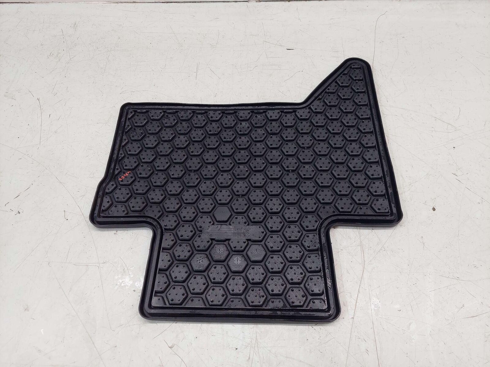 2017 TOYOTA TACOMA REAR FLOOR MAT OEM RUBBER SET & CREW CAB PU320-3516A-P1 OEM