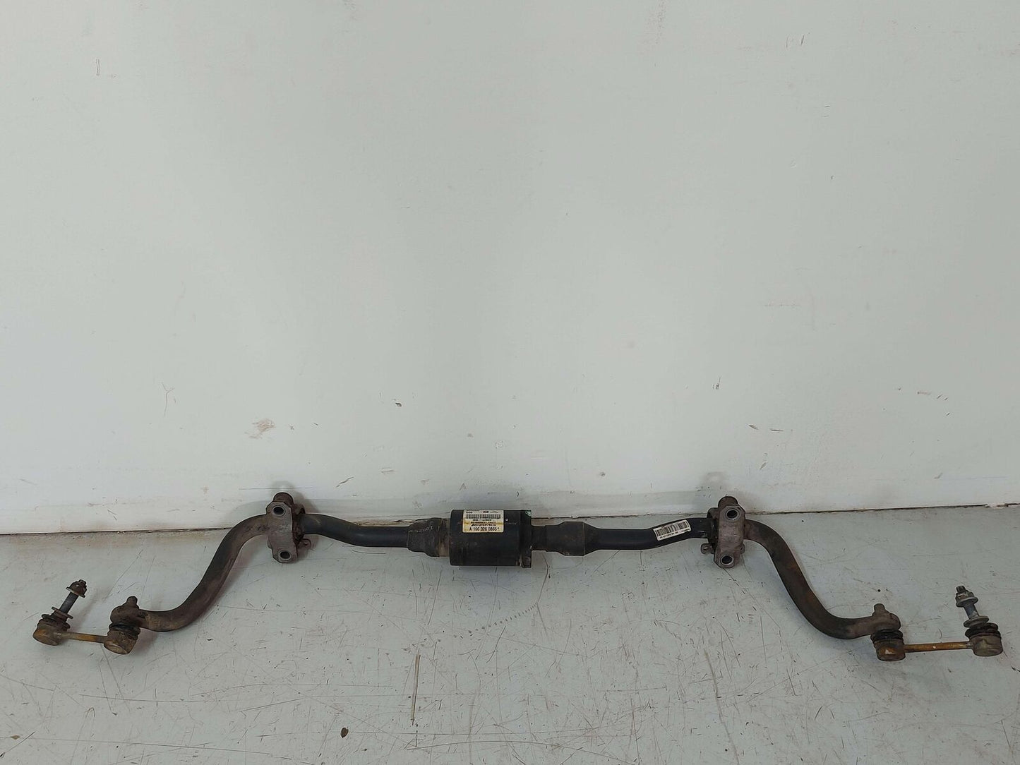 16-19 MERCEDES GLE63S AMG W166 Rear Active Stabilizer Sway Torsion Bar Gle63S 