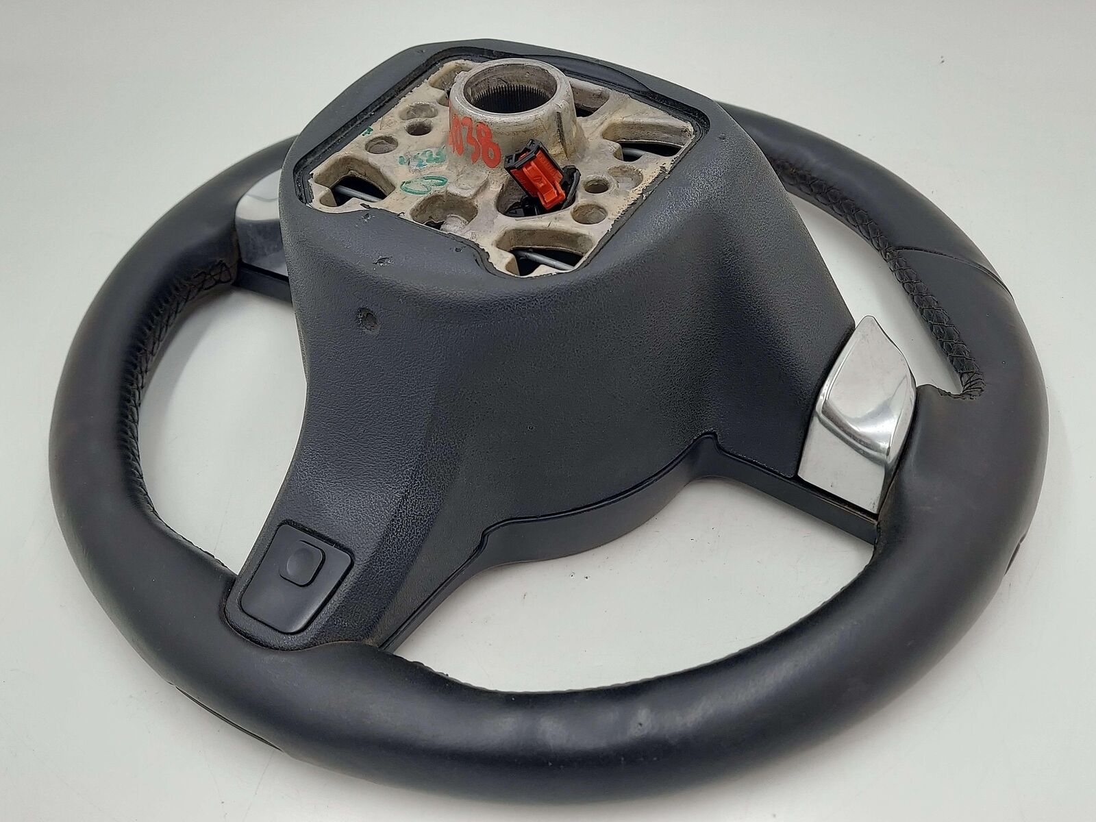 10-16 PORSCHE PANAMERA Steering Wheel Black Radio Control