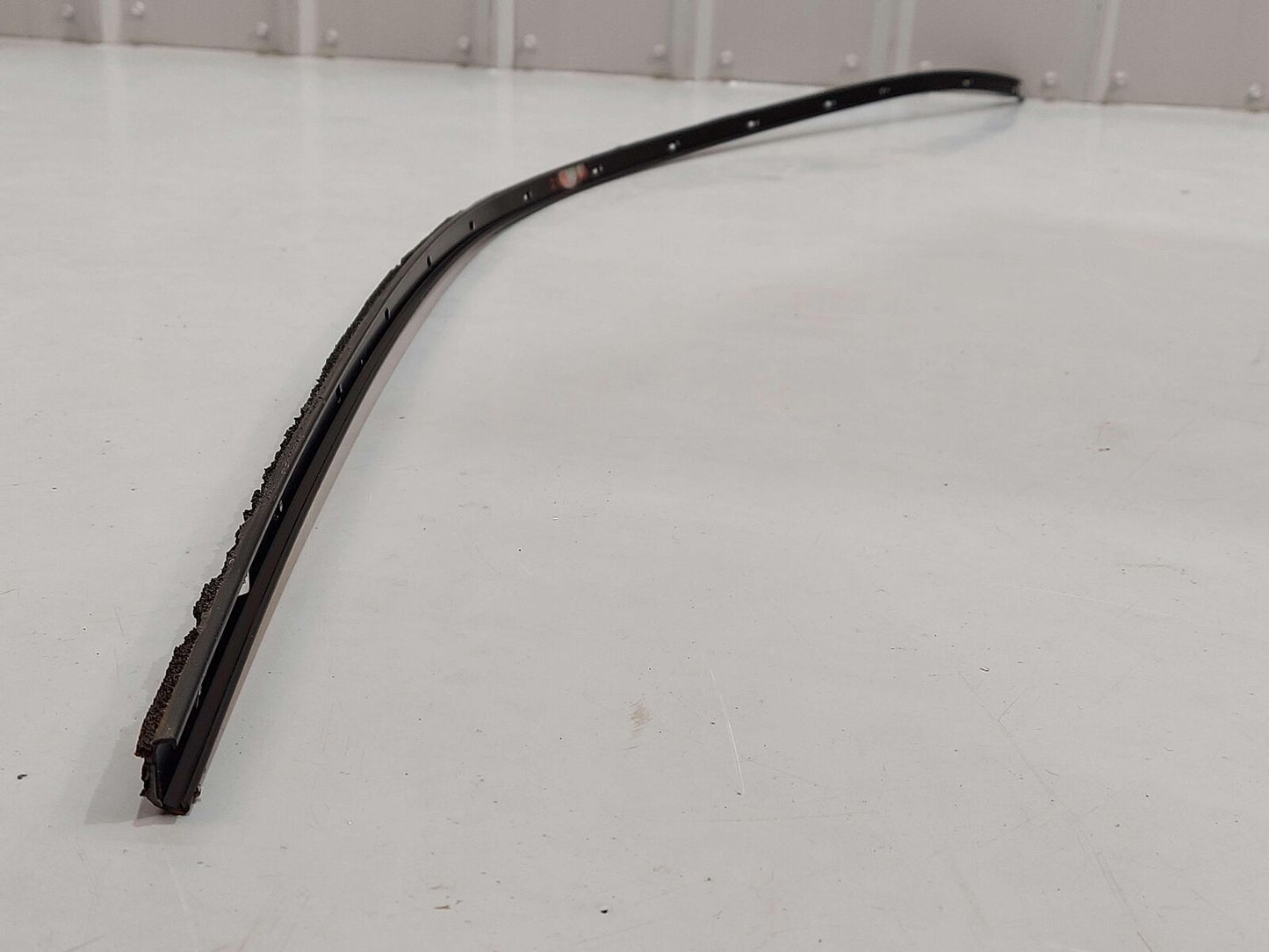 2023 McLaren Artura LH Left Drip Rail Moulding *notes* 16AD507CP