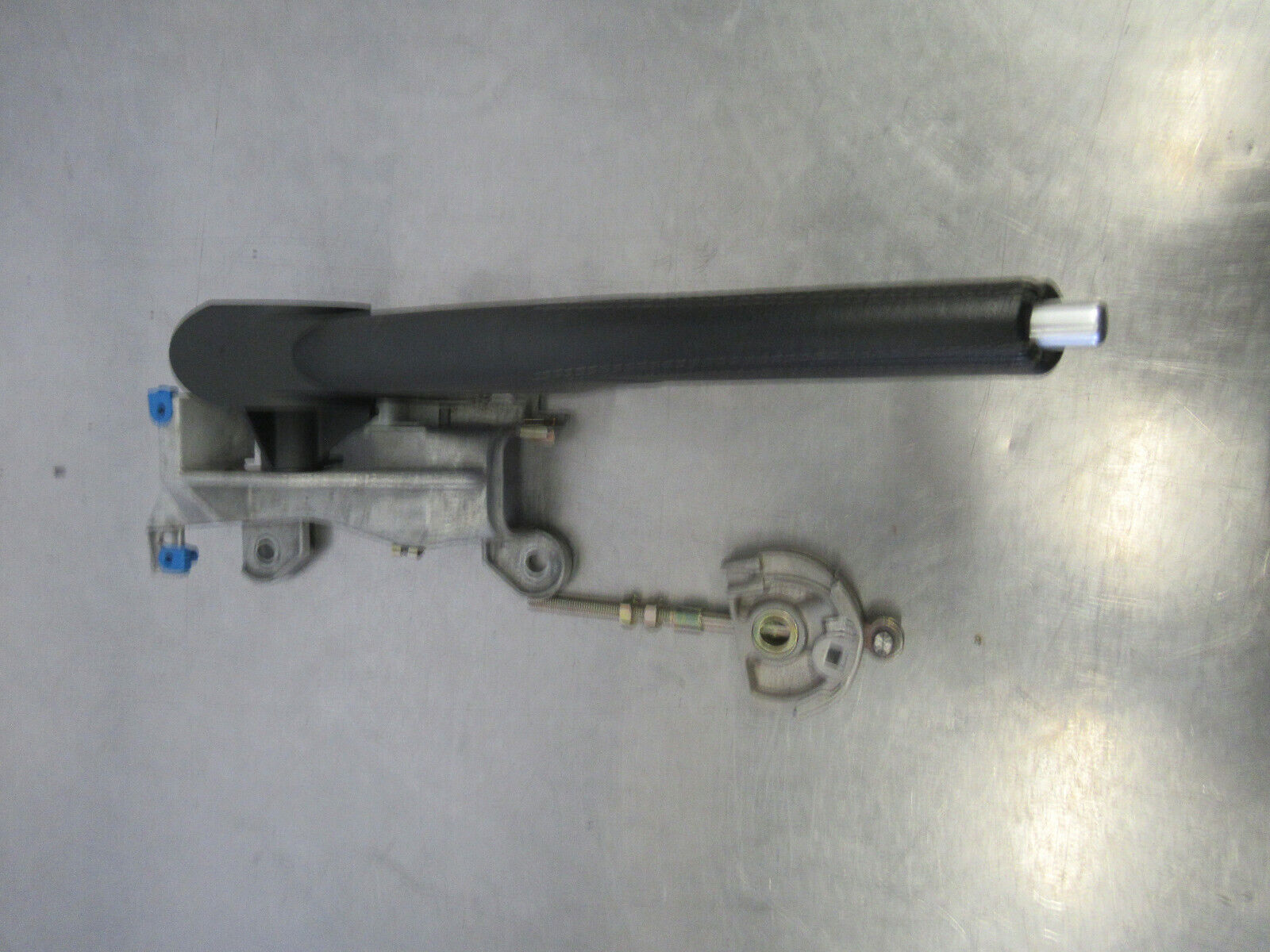 K215  2002 PORSCHE 911 TARGA EMERGENCY BRAKE LEVER ASSY