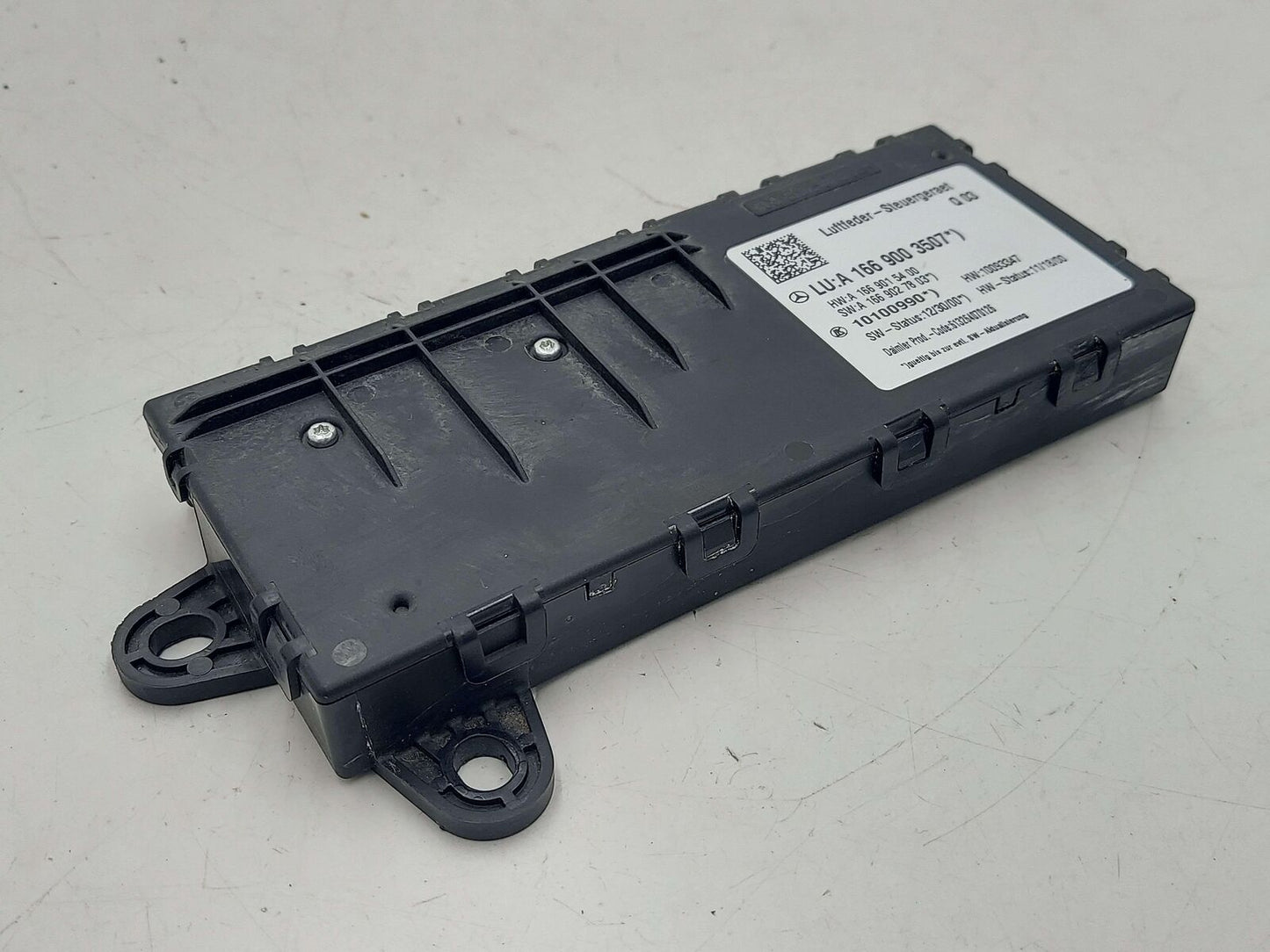 13-15 MERCEDES ML63 AMG X166 AIRMATIC ACTIVE AIR SUSPENSION CONTROL MODULE