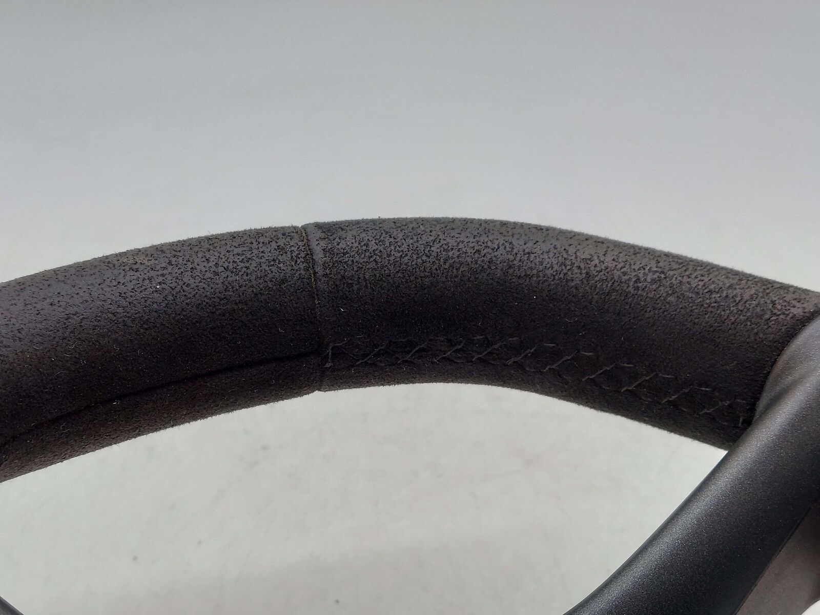 2017 MCLAREN 570S STEERING WHEEL CARBON BLACK ALCANTARA *WORN*