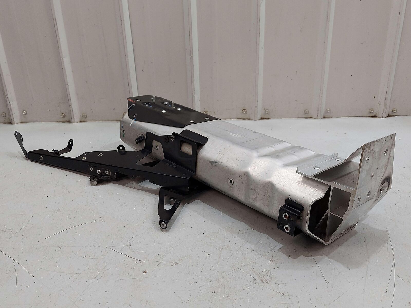 2017 MCLAREN 570S FRONT RIGHT HORN FRAME RAIL CRASH STRUCTURE 13A1314CP