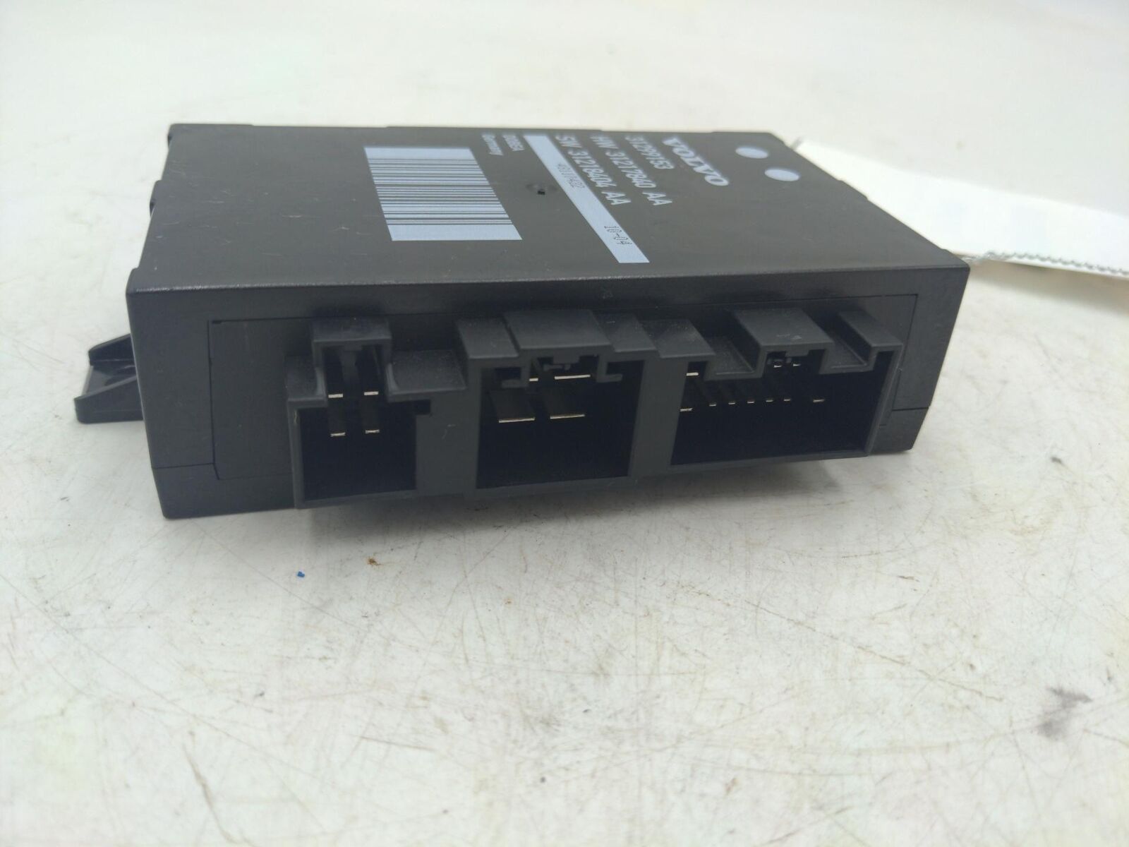 08 09 10 11 VOLVO 7070 31299153 Body Control BCM Module XC70