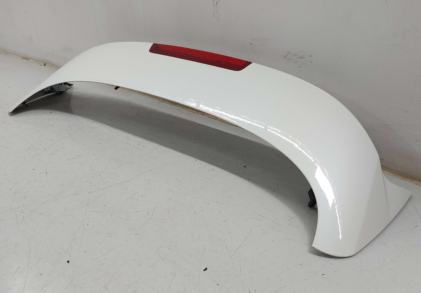 16-22 Honda HRV Rear Spoiler White With High Mount Lamp 74900T7W003 *note