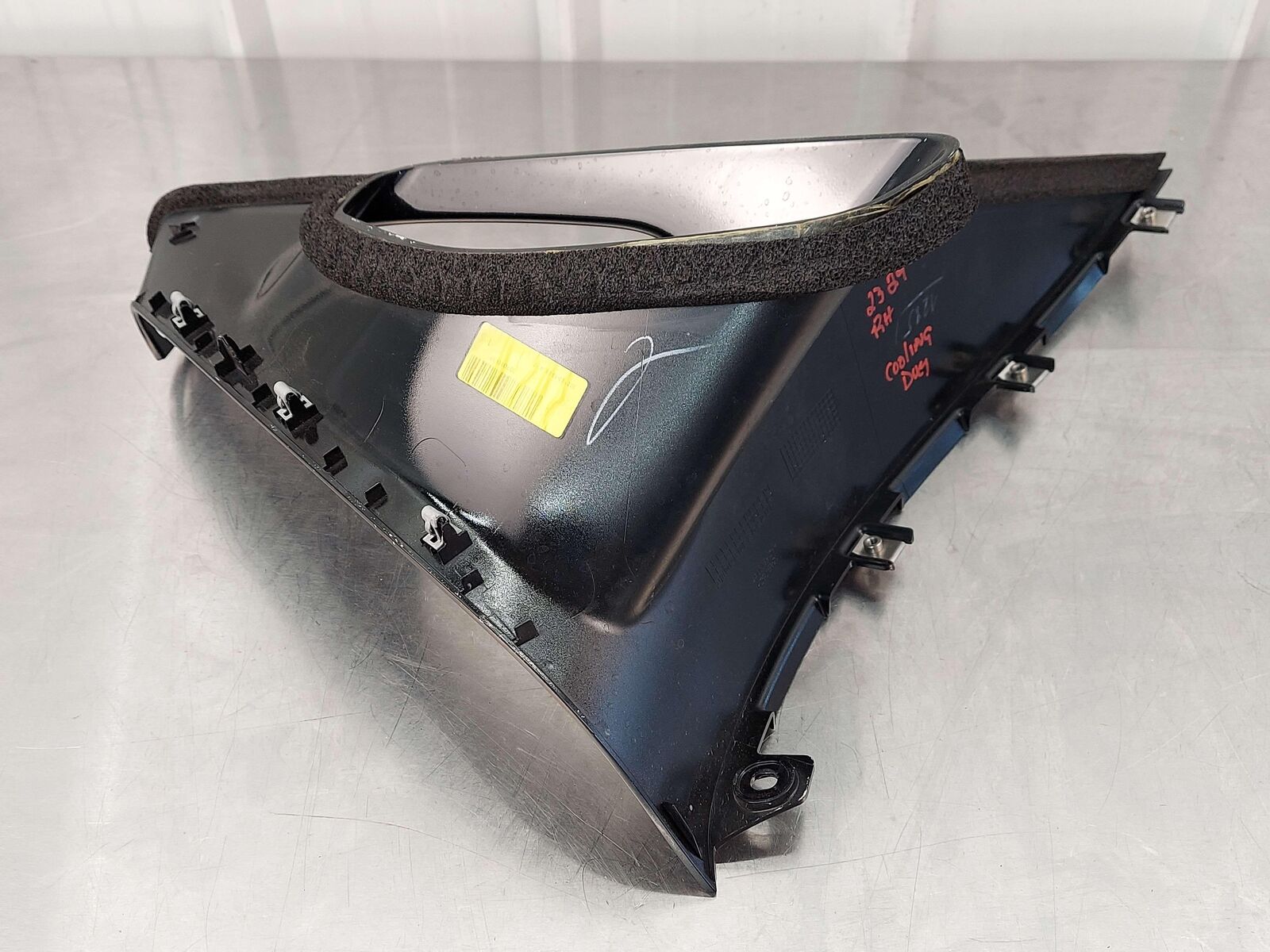 2023 McLaren Artura RH Right Quarter Panel Cooling Duct *scratched* 16AE475CP