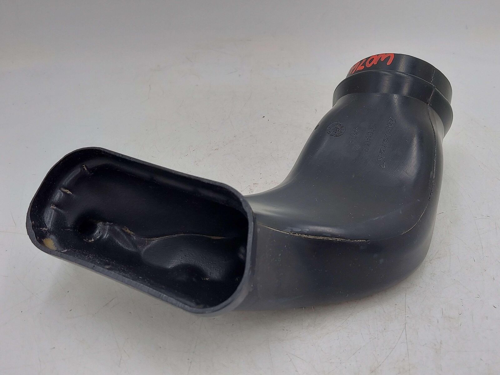 2018 Mclaren 570s Rear RH Right Air Intake Tube Duct 13F0683CP 8K KMS