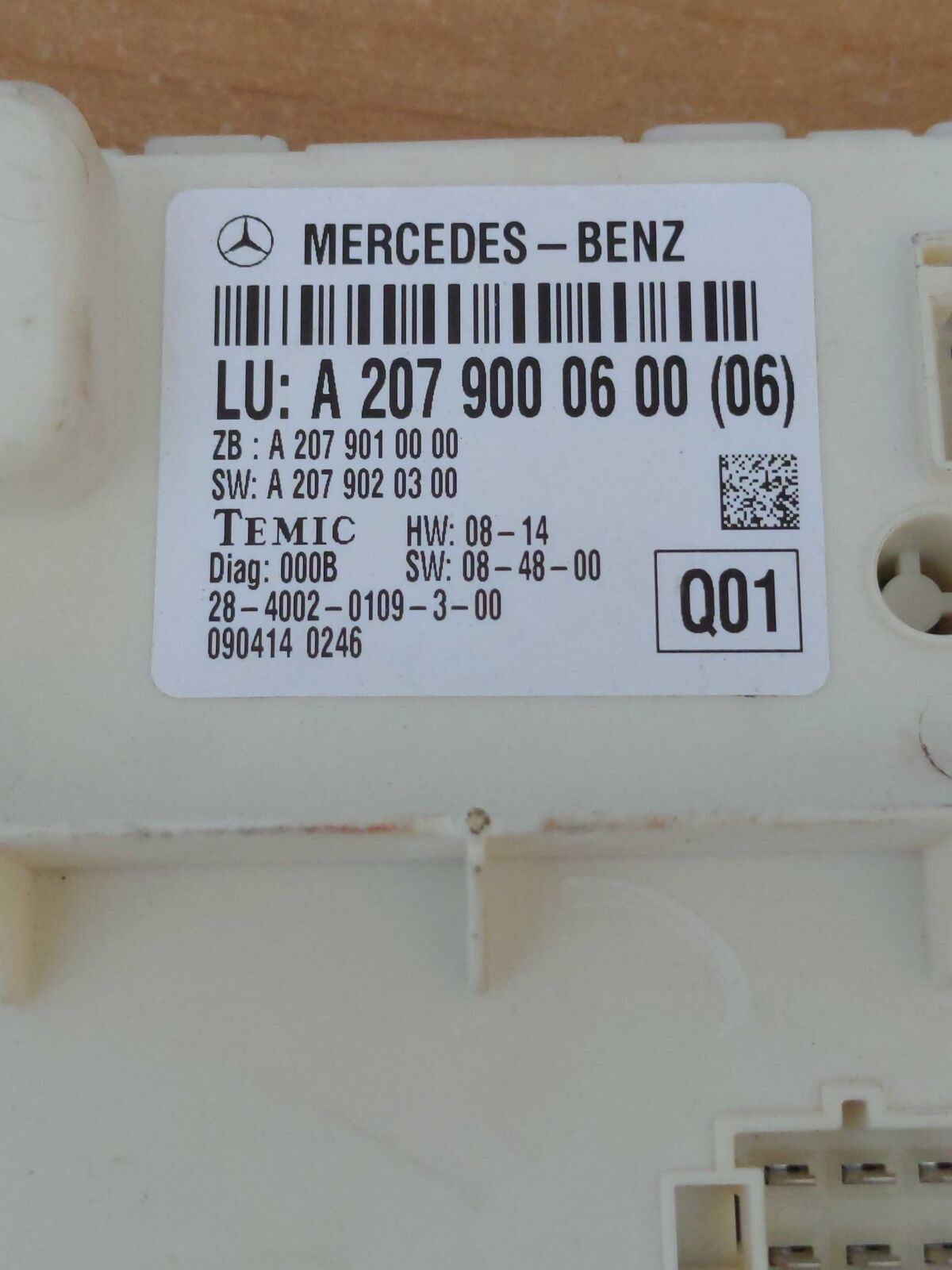 10 11 MERCEDES E350 2079000600 Rear Window Regulator Control Module