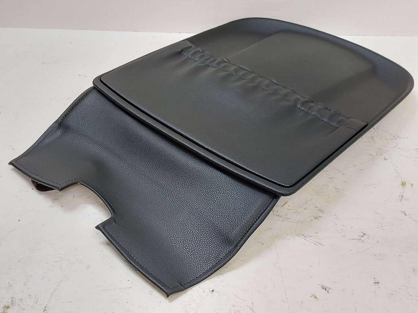 15-18 PORSCHE MACAN S 95B FRONT LEFT SEAT BACK PANEL COVER TRIM BLACK