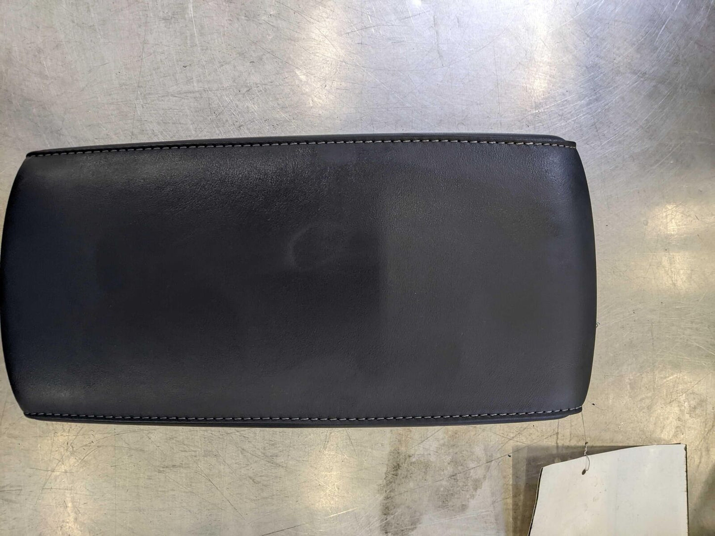 13 LEXUS ES350 Front Console Lid Black Leather White Stitching 88K KM'S