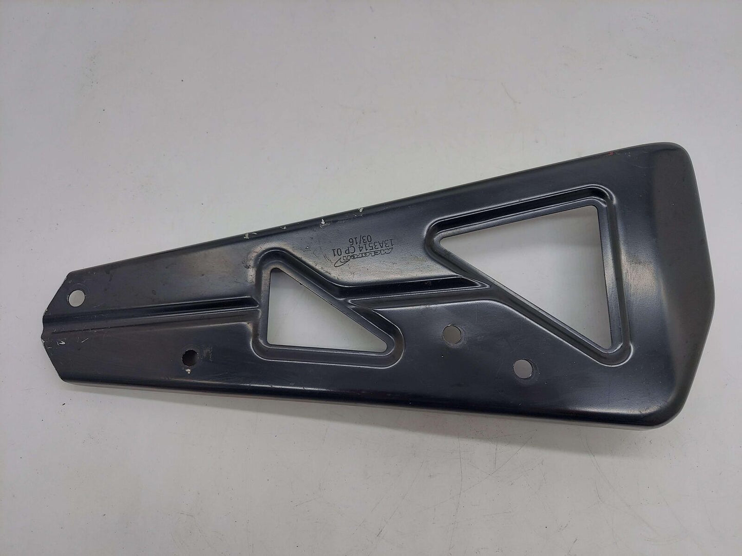 2016 MCLAREN 540C REAR RIGHT QUARTER PILLAR BRACKET MOUNT 13A3514CP