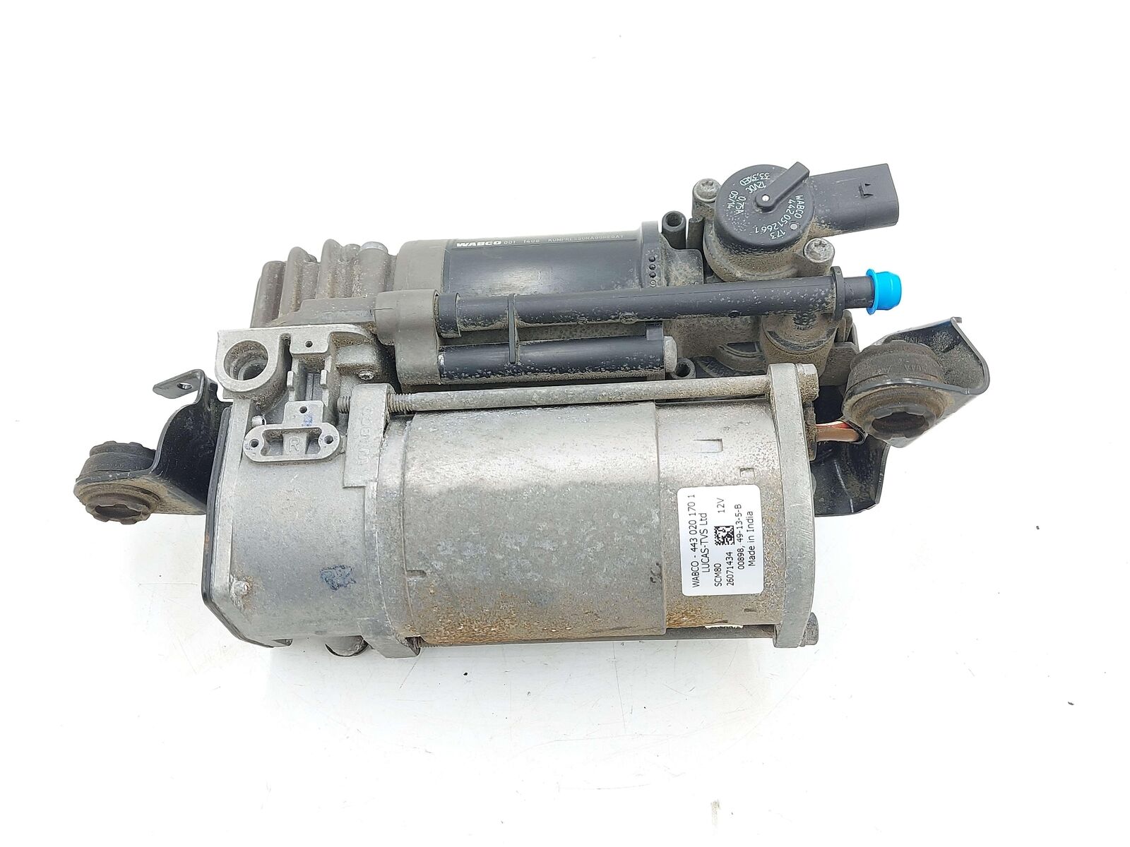 12-18 Mercedes W218 CLS63S AMG AIR RIDE STRUT SUSPENSION COMPRESSOR A2123200104