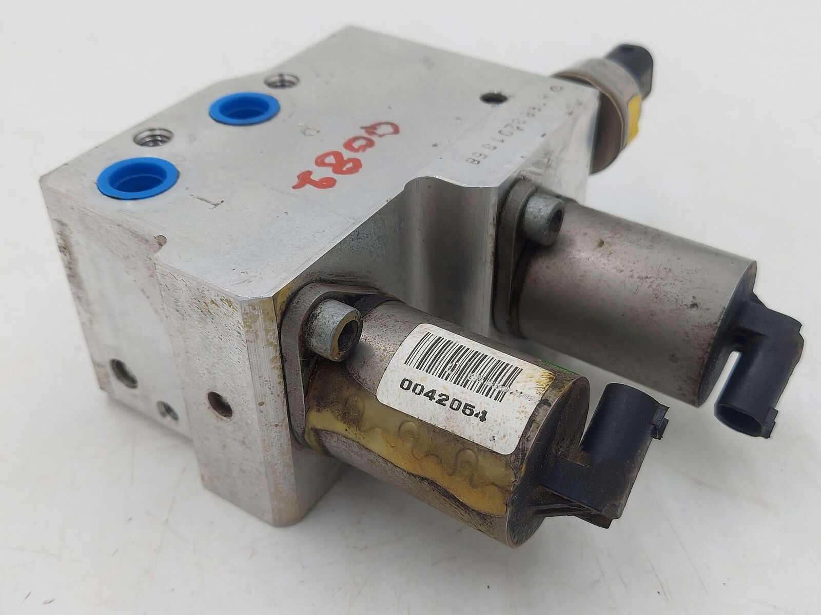 2014 Mercedes ML63 AMH W166 Hydraulic Suspension Pump Valve Block A1663201358