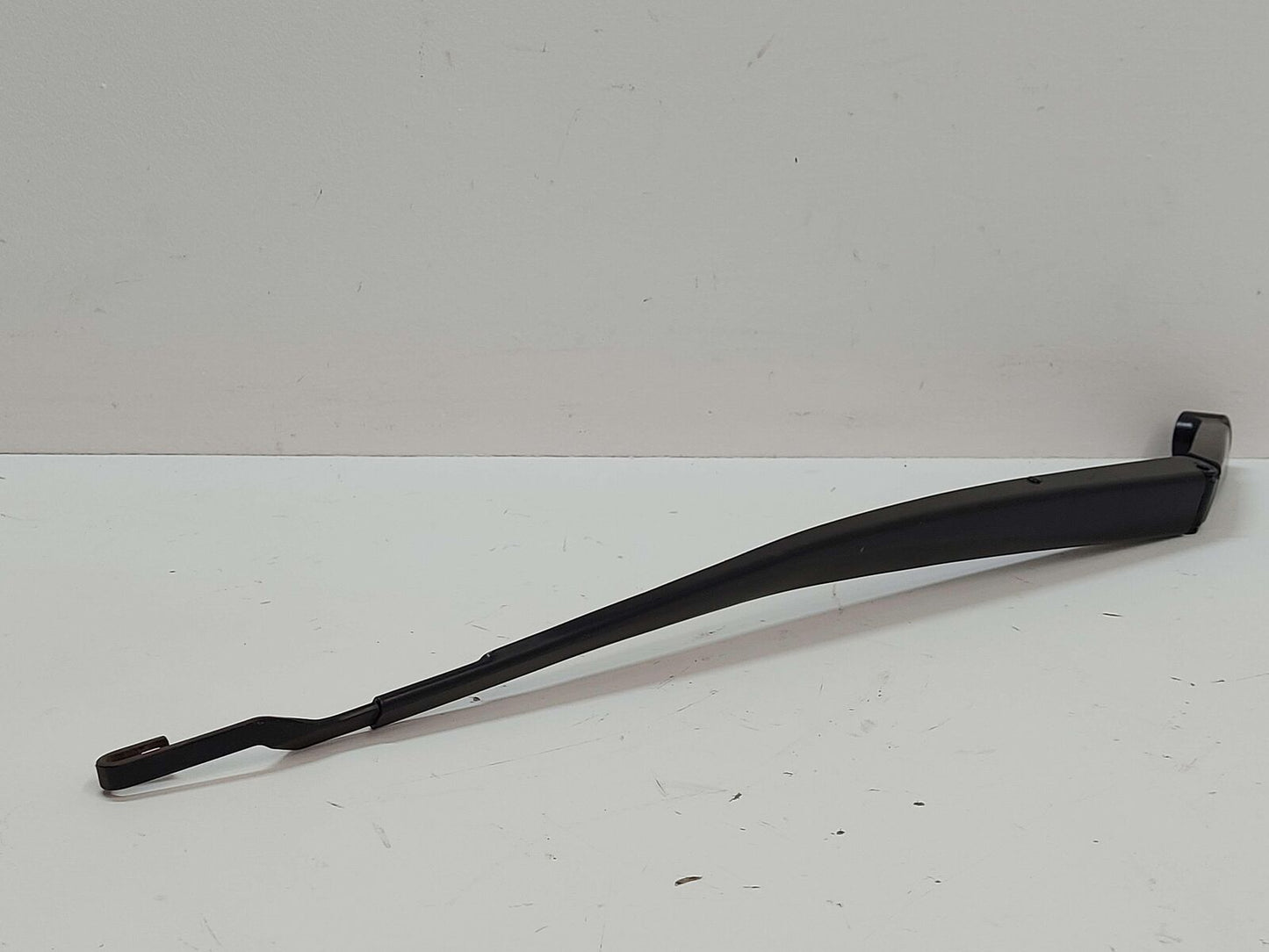 11-20 TOYOTA SIENNA SE LEFT WIPER ARM 8522108030 8522108020