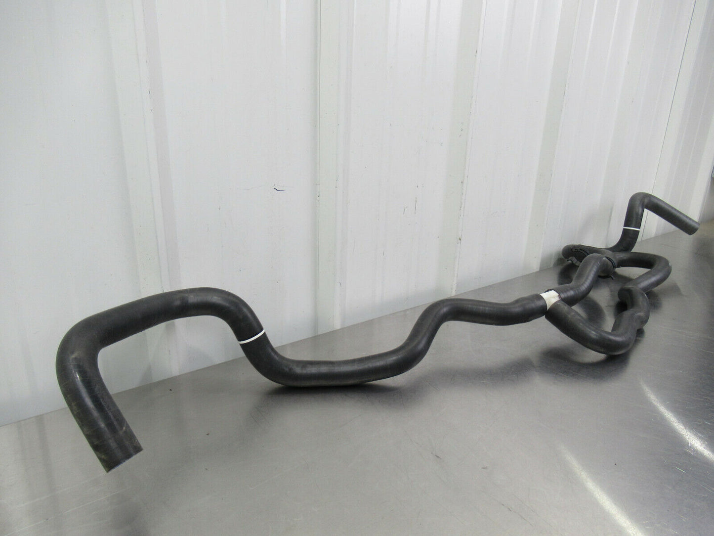 T020 2016 16 MCLAREN 570S FIREWALL EMISSIONS AIR HOSE #5