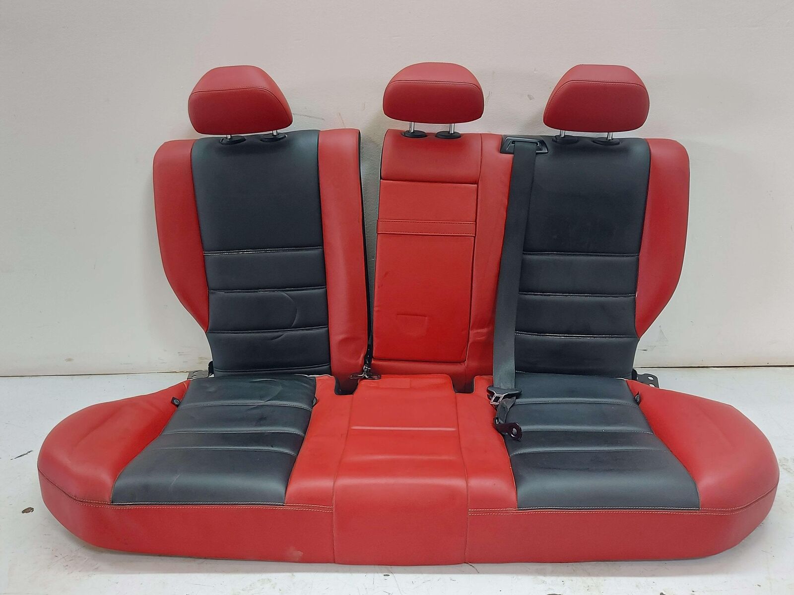 08-14 MERCEDES C63 AMG W204 INTERIOR PACKAGE W/ DOOR TRIMS RED & BLACK