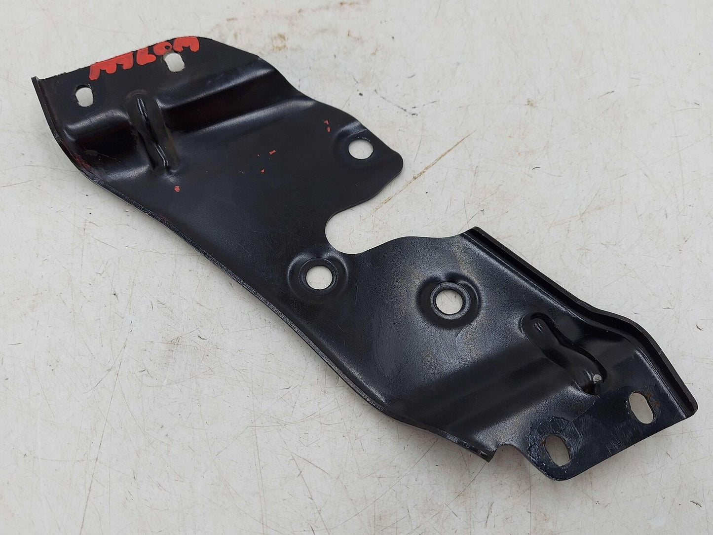 2018 Mclaren 570s LH Left Door Latch Bracket 13A5481CP