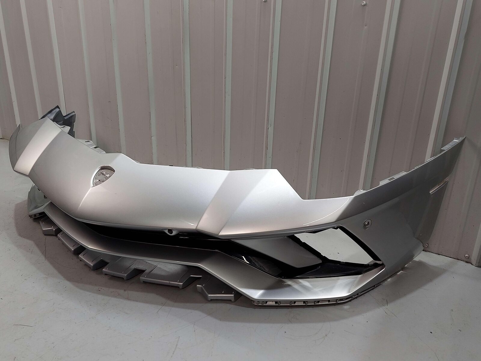 2018 LAMBORGHINI AVENTADOR S LP740-4 FRONT RIGHT BUMPER COVER *NOTE