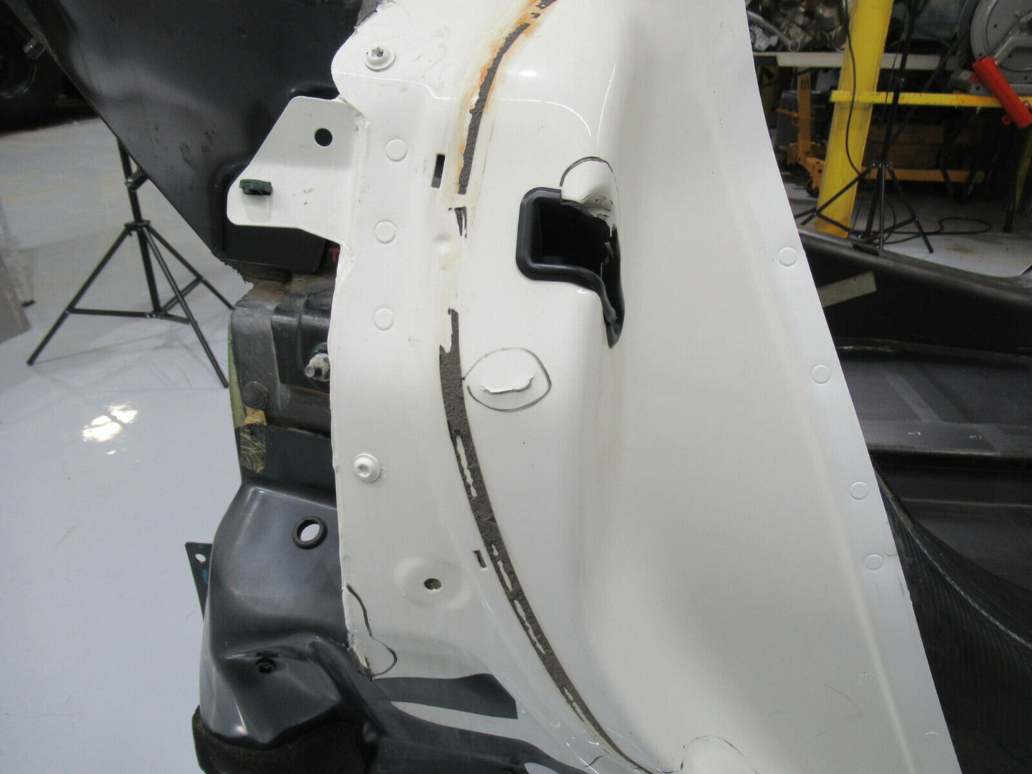 2016 16 MCLAREN 570S CHASSIS TUB MAIN FRAME SHELL COCKPIT DAMAGE  Monocoque