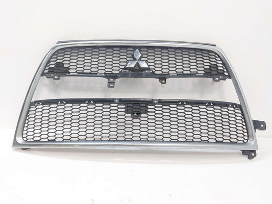 10-13 MITSUBISHI OUTLANDER UPPER GRILL GRILLE 6402A198 *PITTING PEELING*