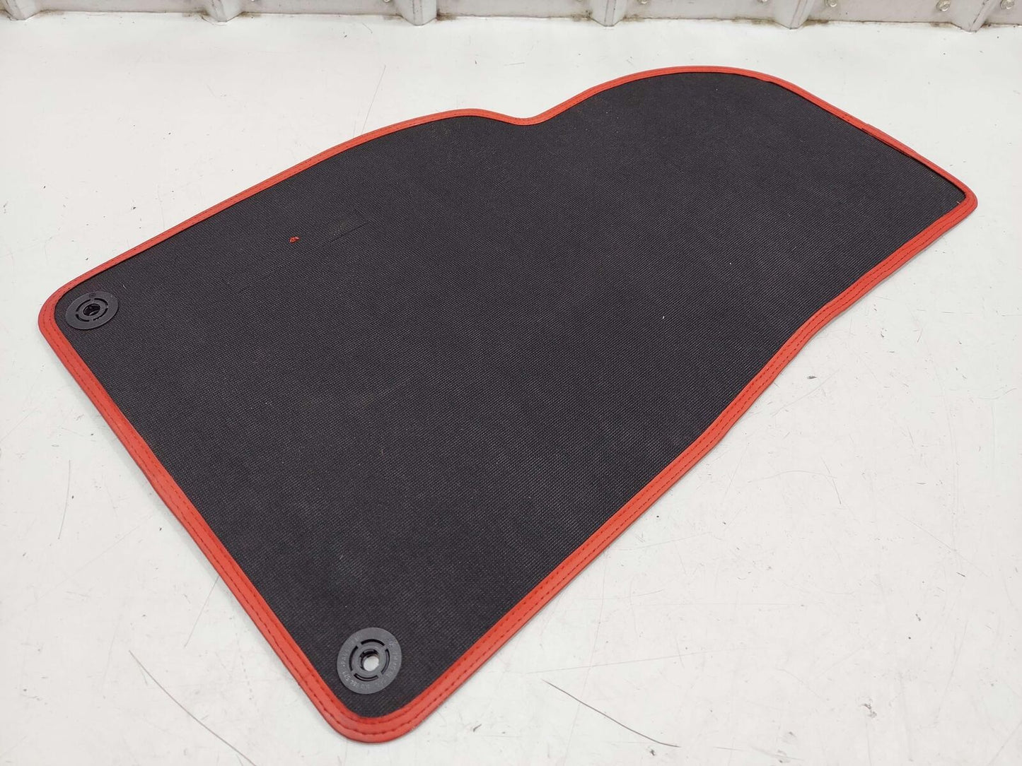 2014 PORSCHE 911 991 GT3 FLOOR MAT BLACK W/ RED TRIM *DISCOLORATION*