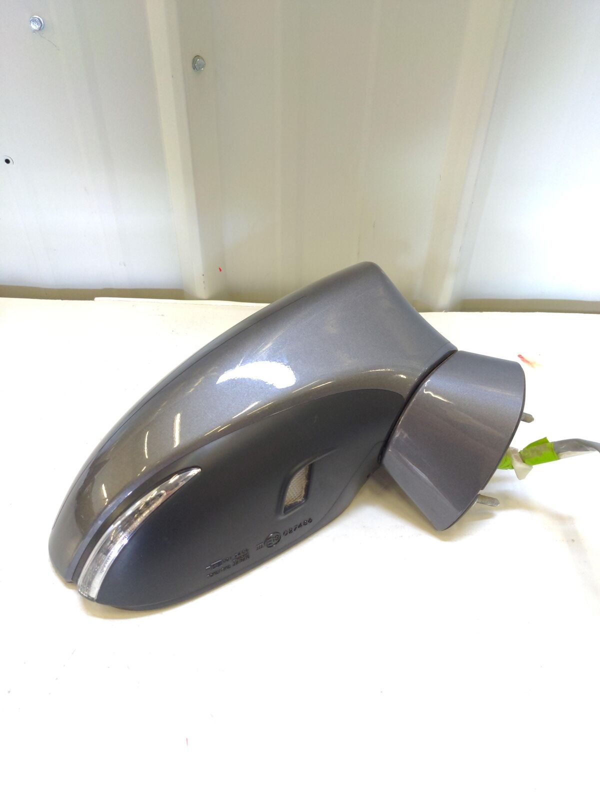 11 12 LEXUS CT200H RH Right Door Mirror Grey Memory