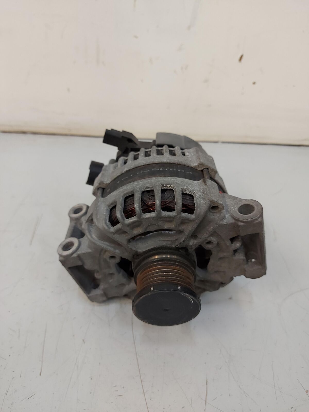 08-15 MINI COOPER Alternator 0125711011 13K KM