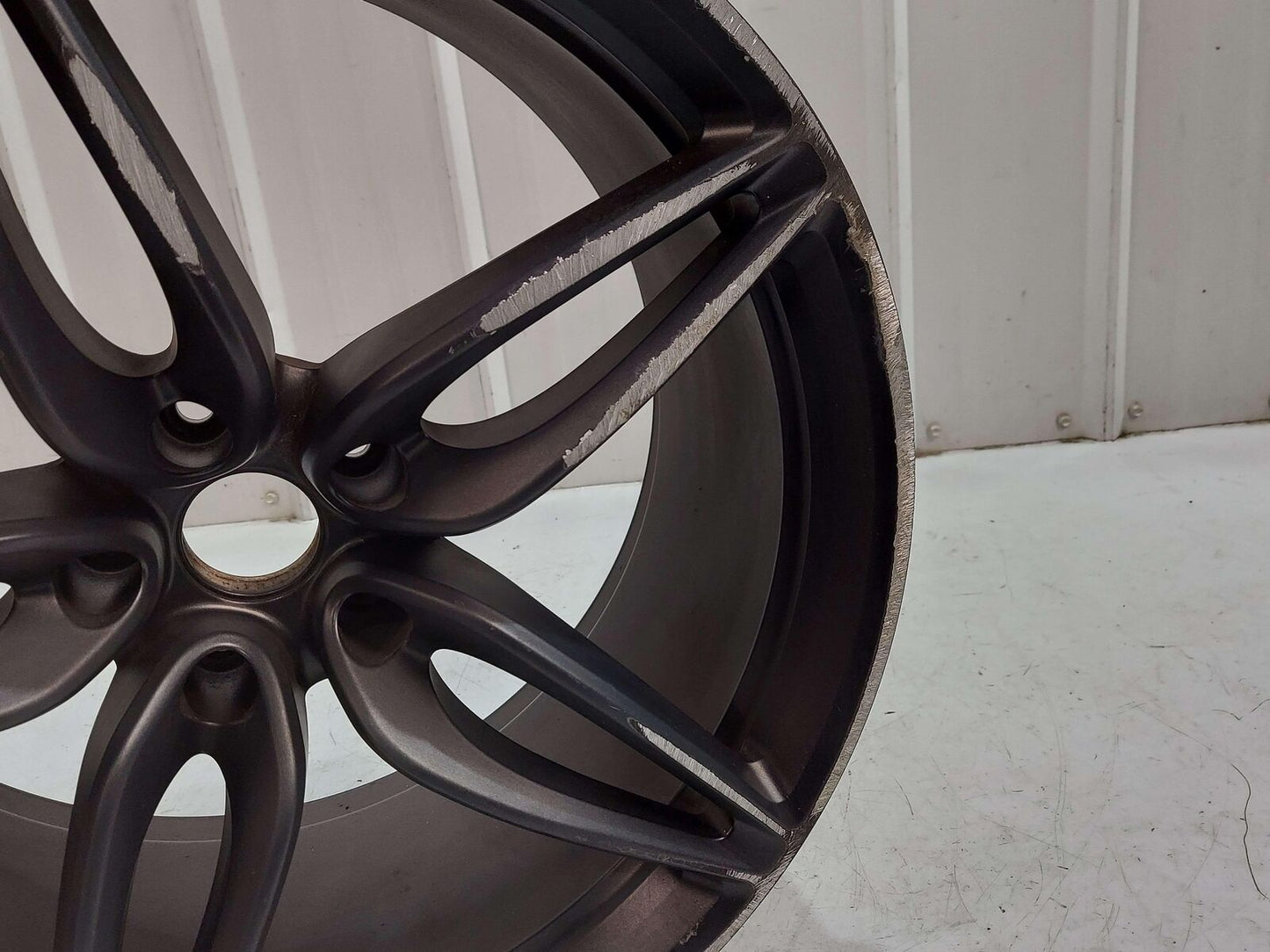 2016 MCLAREN 540C WHEEL RIM 20X10 BLACK 10 SPOKE ALLOY 13B0930CP *NOTE