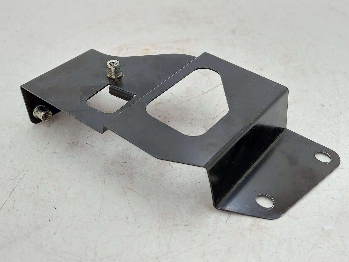 2018 Mclaren 570s RH Right Horn Bracket 13A5742CP