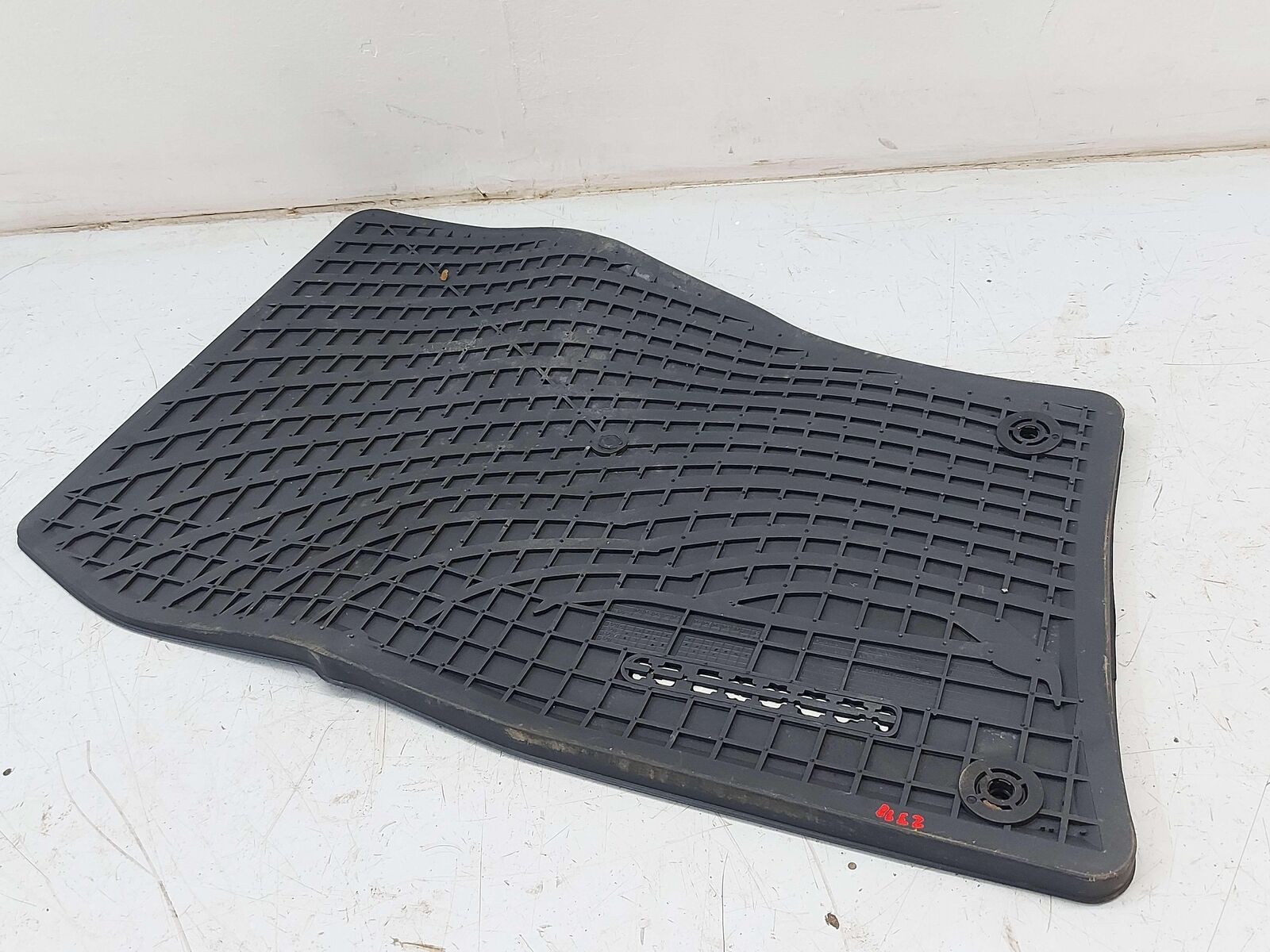 2018 PORSCHE CAYENNE 958 S E-HYBRID SET PORSCHE RUBBER FLOOR MAT 95804480152