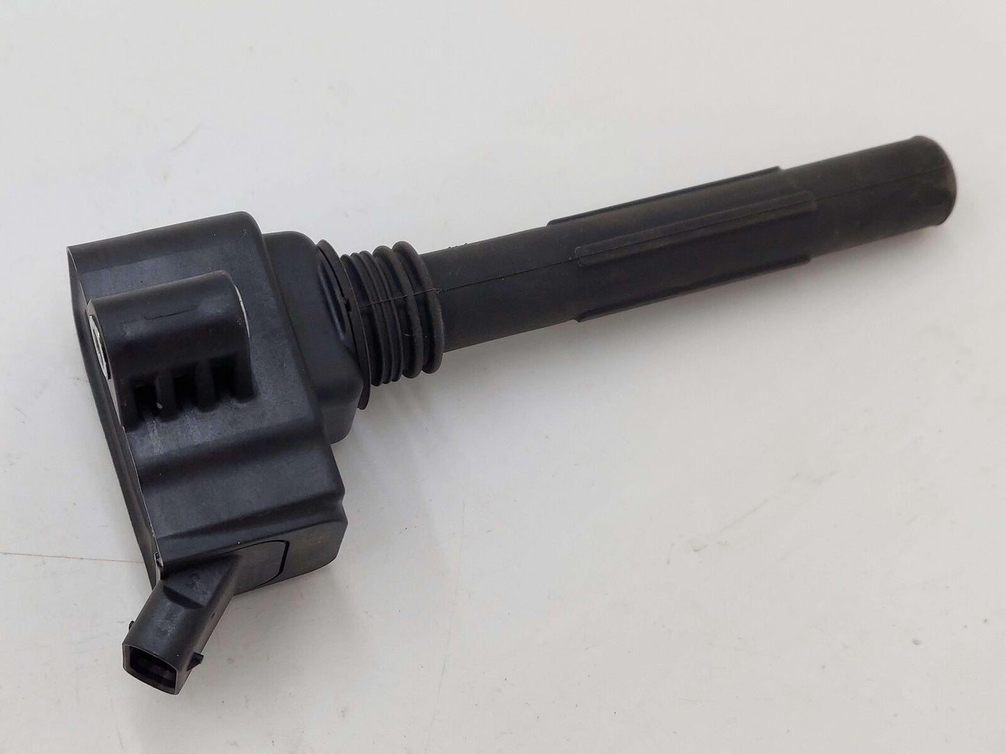 2023 McLaren Artura Ignitor Ignition Coil Pack 16FB077CP 3K KM #3