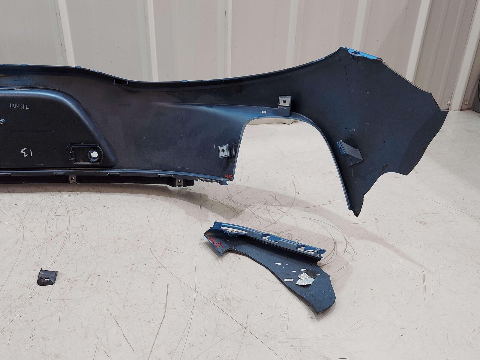 2021 MCLAREN GT UPPER REAR BUMPER BLUE *NOTES*