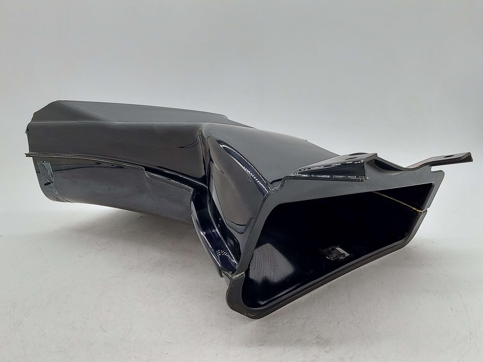 2018 LAMBORGHINI AVENTADOR S LP740-4 RIGHT MIDDLE AIR VENT DUCT 470117332D