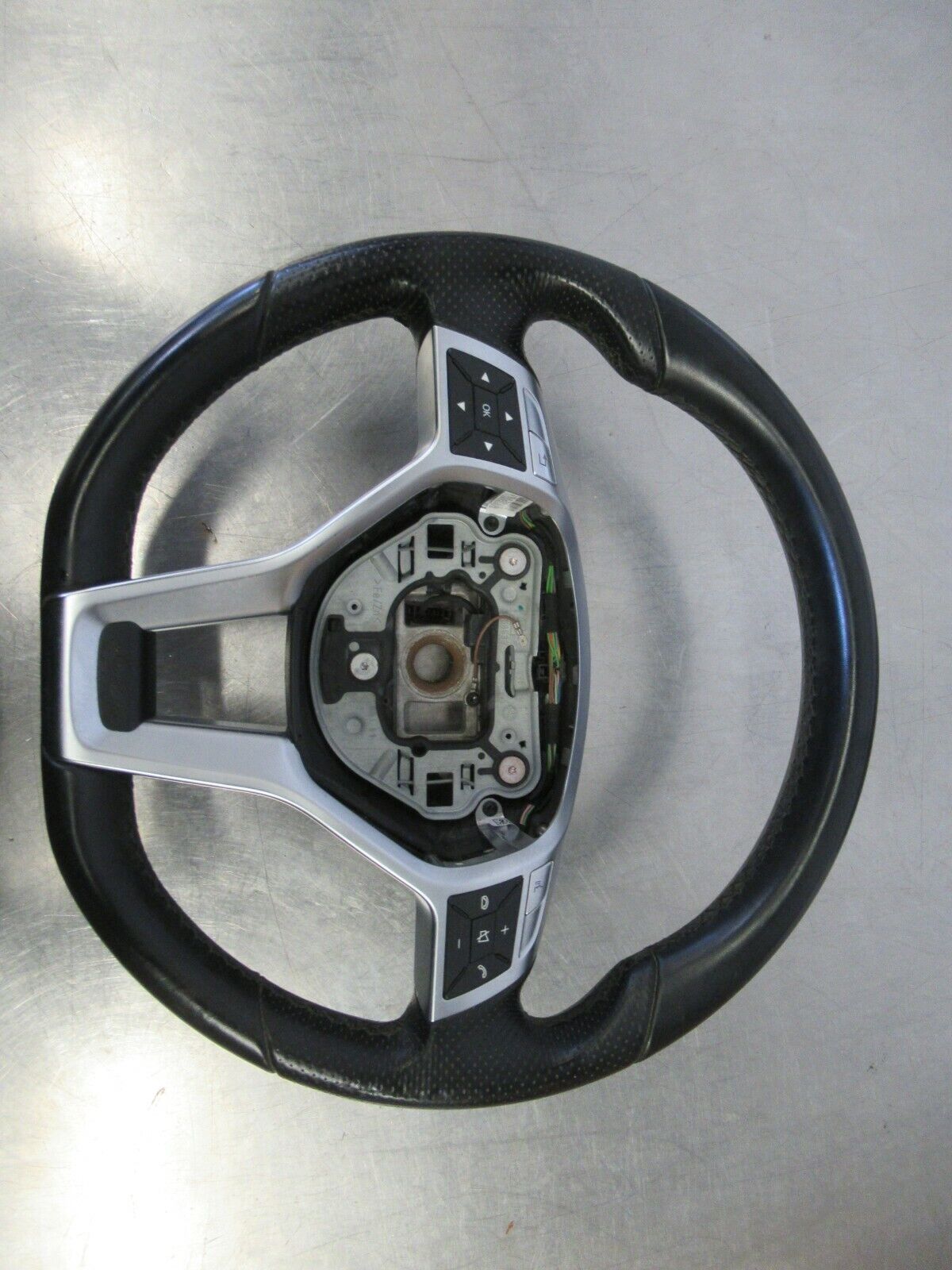 M160 2012 MERCEDES C350 STEERING WHEEL