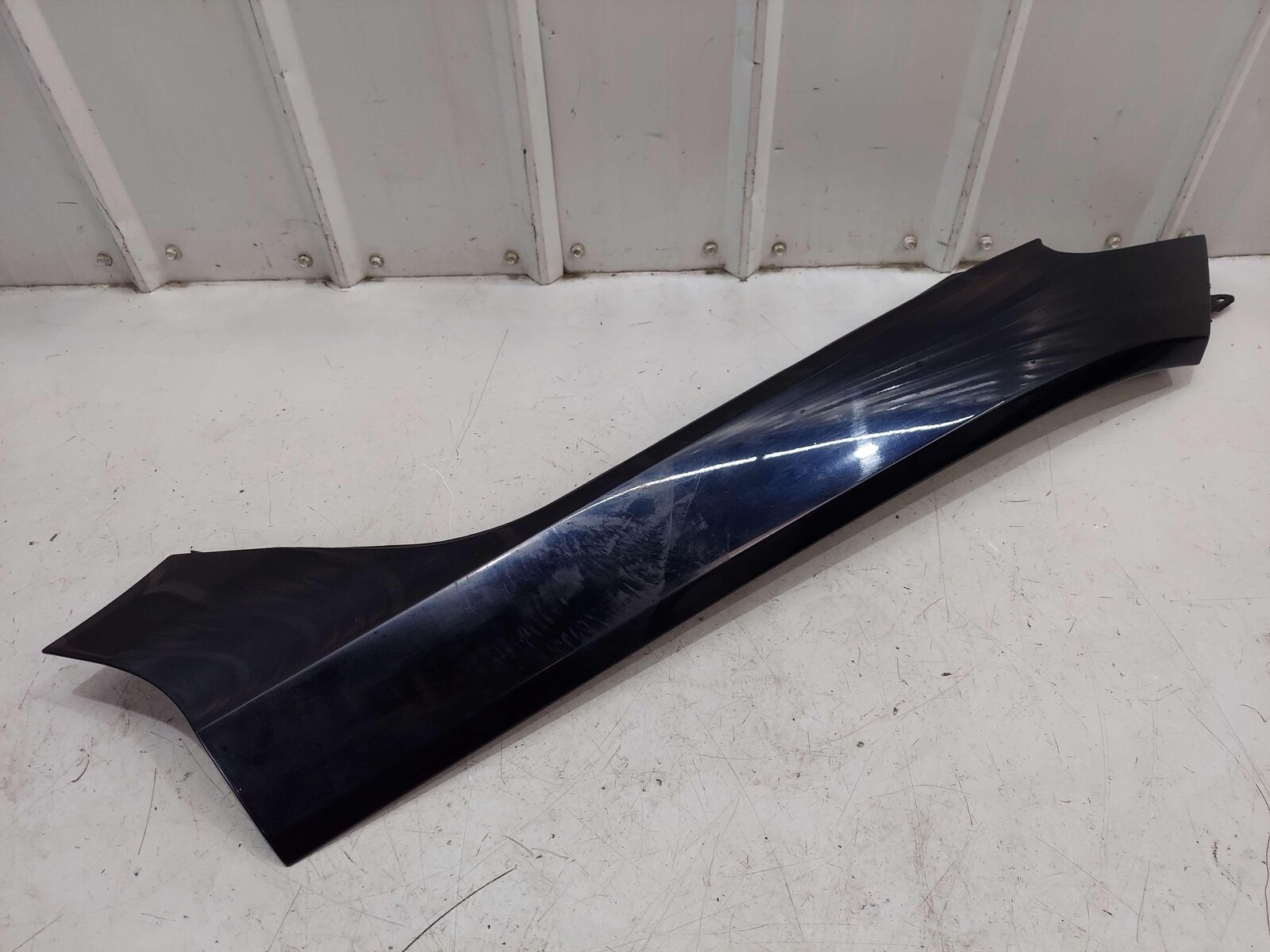 2024 ASTON MARTIN DB12 VOLANTE FRONT RIGHT FENDER UPPER ULTRAMARINE BLACK *NOTE