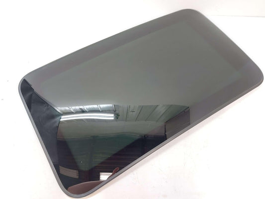 12-18 Mercedes W218 CLS63s AMG SUN ROOF GLASS 218780012164 *MINOR IMPERFECTIONS