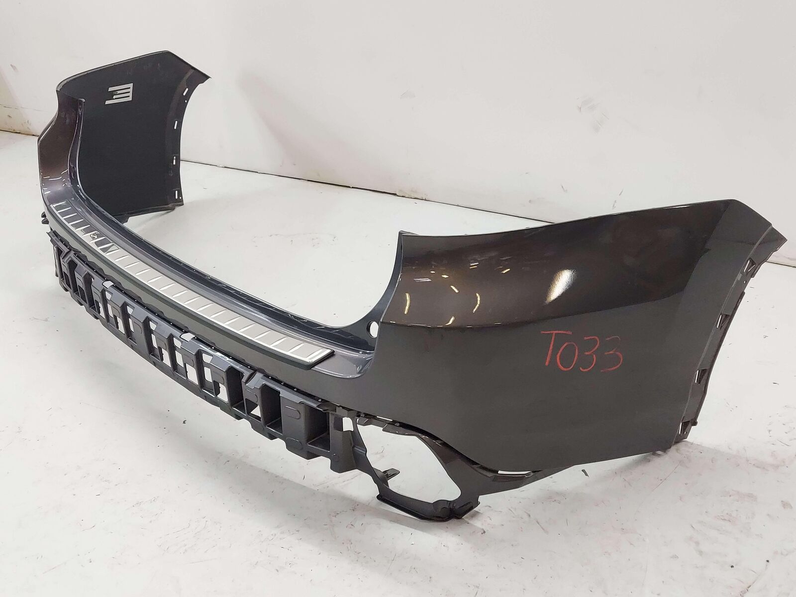 14-19 TOYOTA HIGHLANDER REAR BUMPER UPPER COVER PREDAWN GRAY 1H1