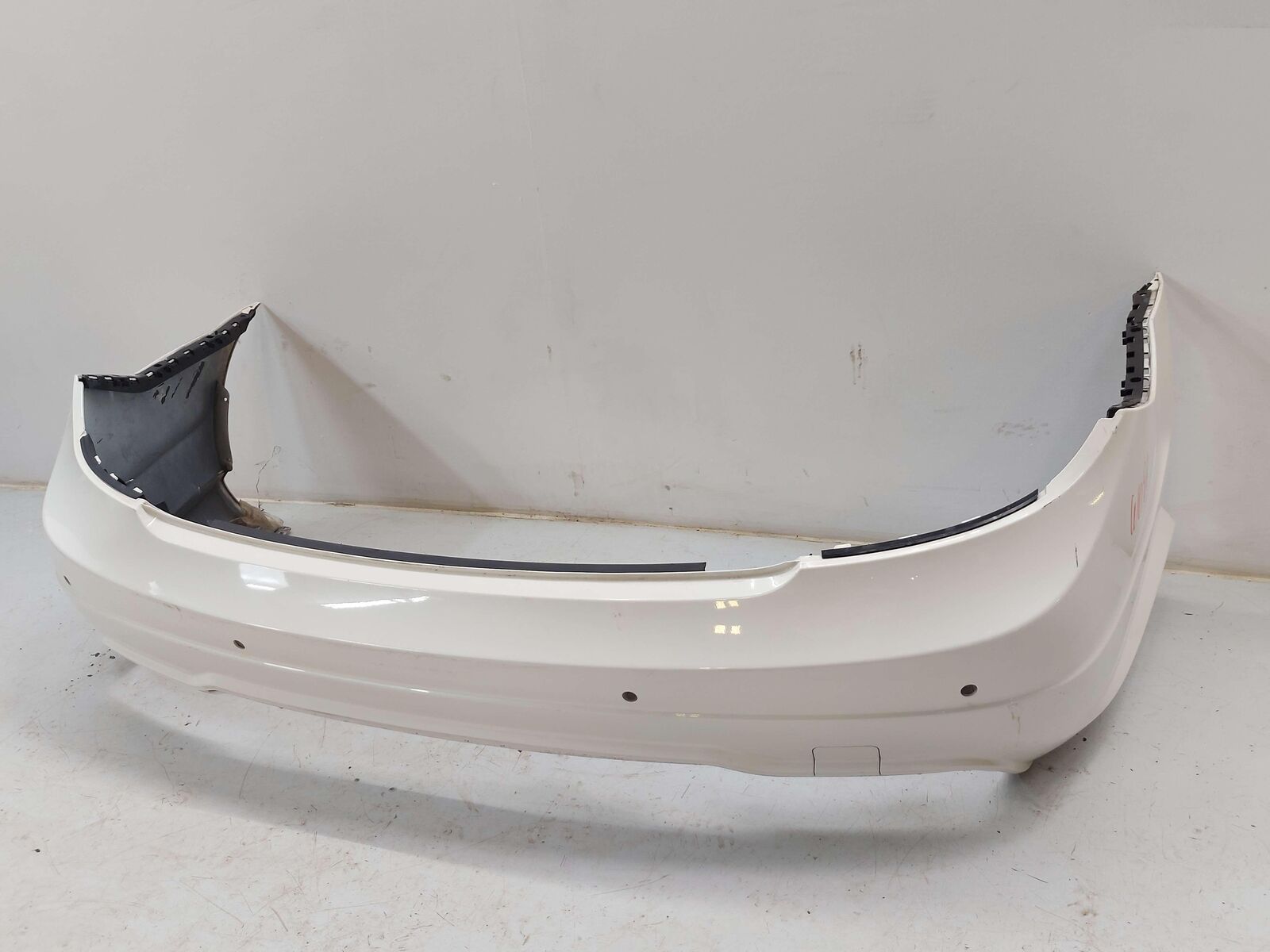 12-15 MERCEDES C350 W204 COUPE REAR BUMPER DIAMOND WHITE 799U *NOTE