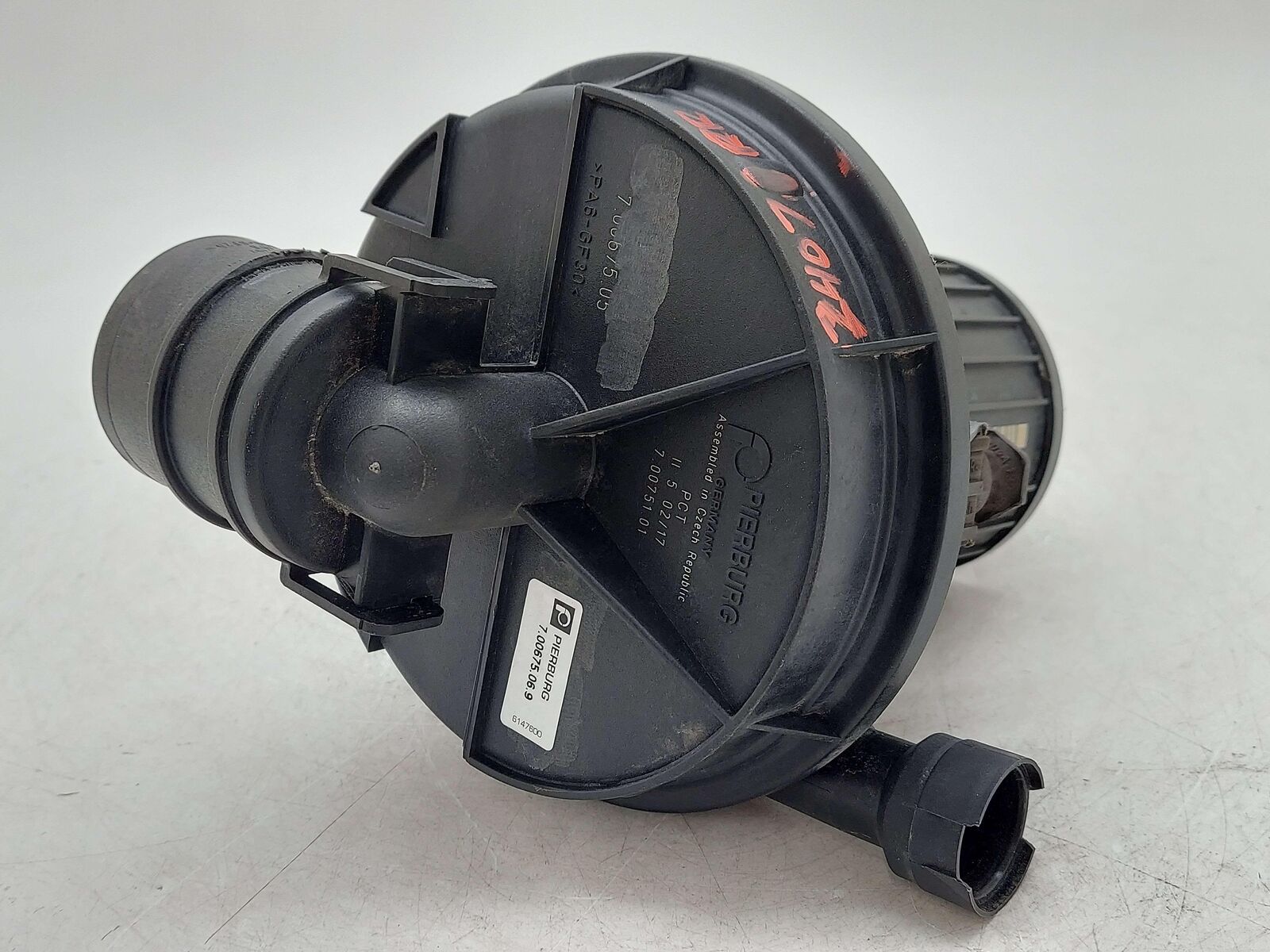 2017 MCLAREN 570S REAR RIGHT AIR PUMP 3.8L 70075101 935013709012