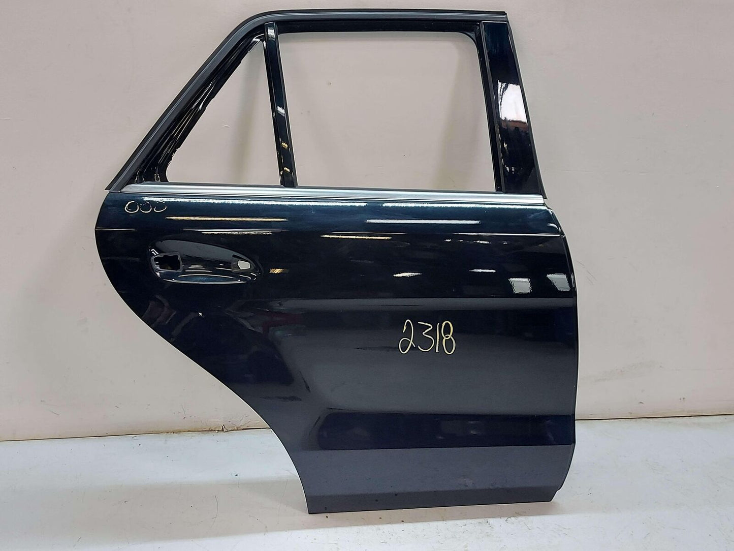 16-19 MERCEDES GLE63S AMG W166 Rear RH RIGHT Door Shell Obsidian Black *note*