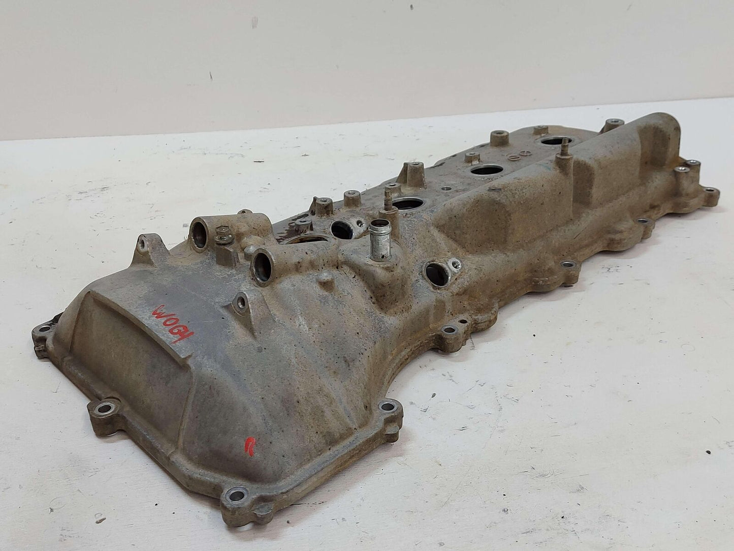 12-21 TOYOTA TUNDRA 5.7L RH RIGHT VALVE COVER 3URFE 112010S011